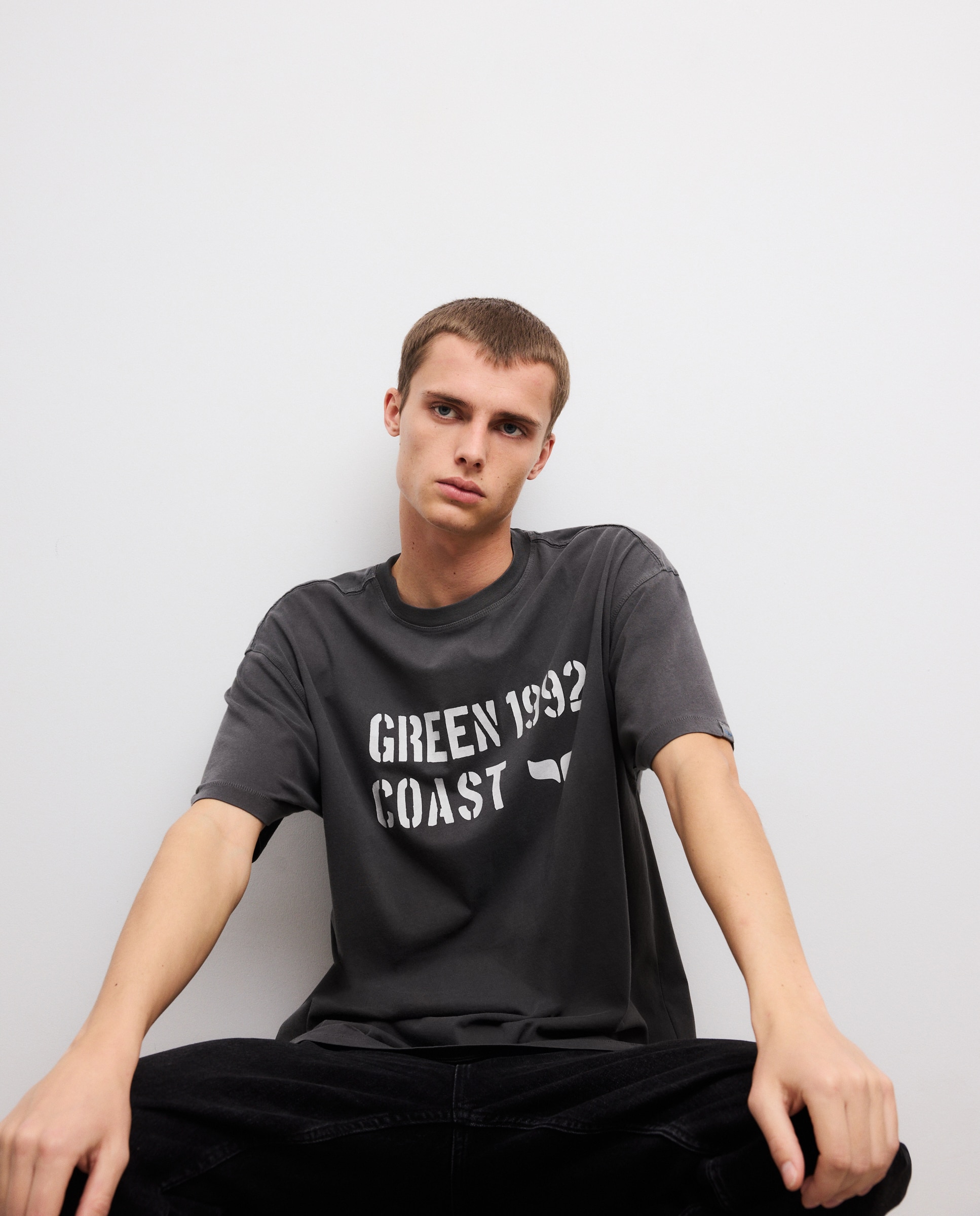 T-shirt de Manga Curta com Logótipo Preto-3