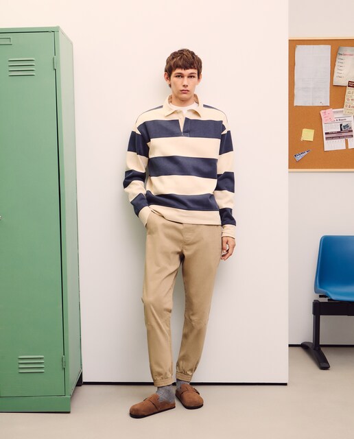 Imagen 0 de Pantalón de hombre tipo chino con goma en el bajo
