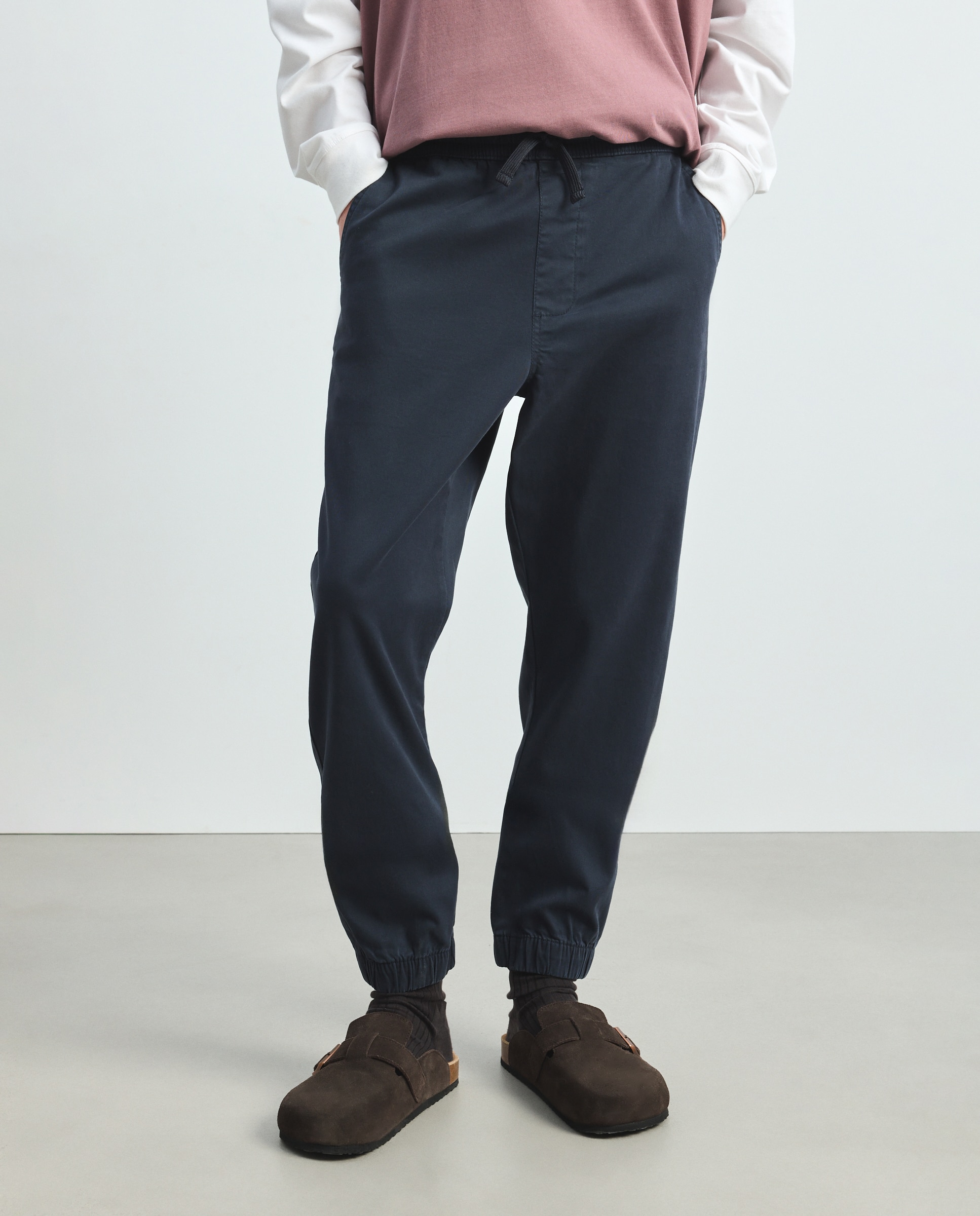 Pantalón de hombre tipo chino con goma en el bajo - Green Coast - Azul marino Azul marino-2