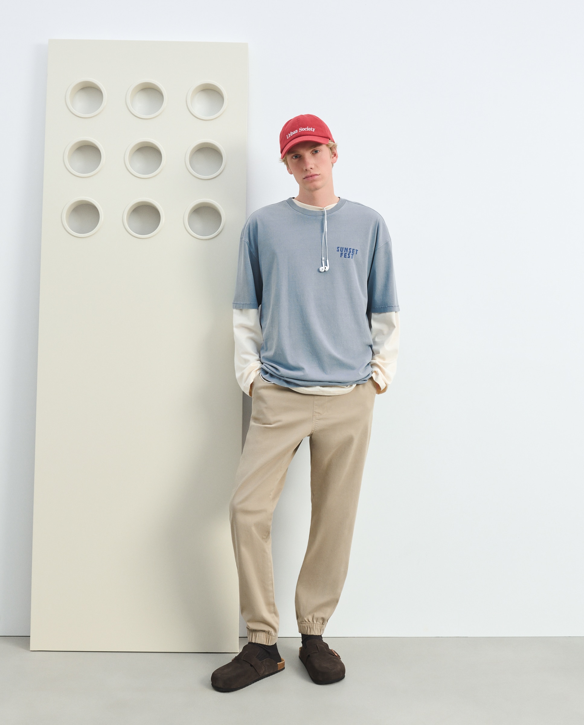 Pantalón de hombre tipo chino con goma en el bajo - Green Coast - Tostado Tostado-1