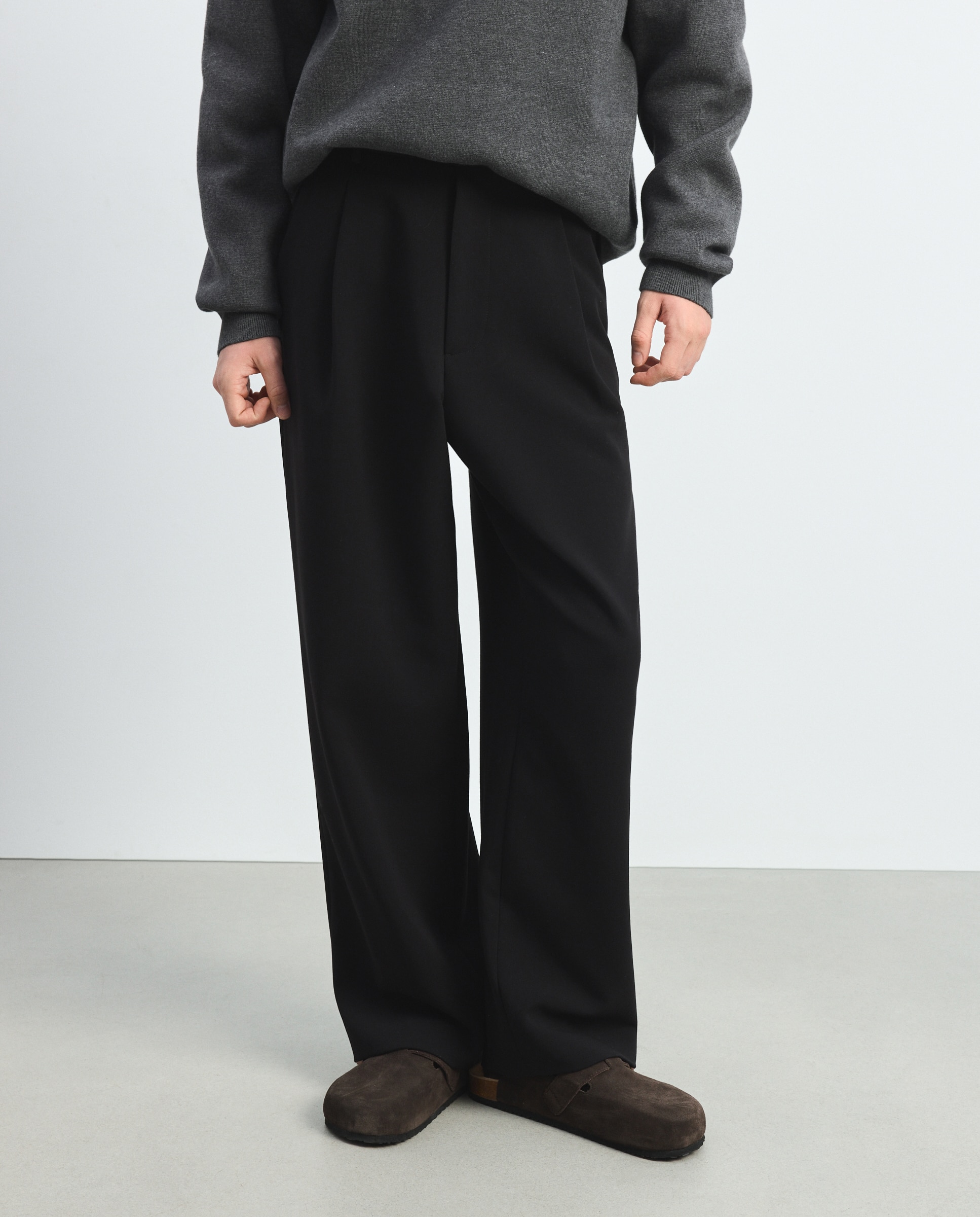 Pantalón de hombre chino pinzas. - Green Coast - Negro Negro-2