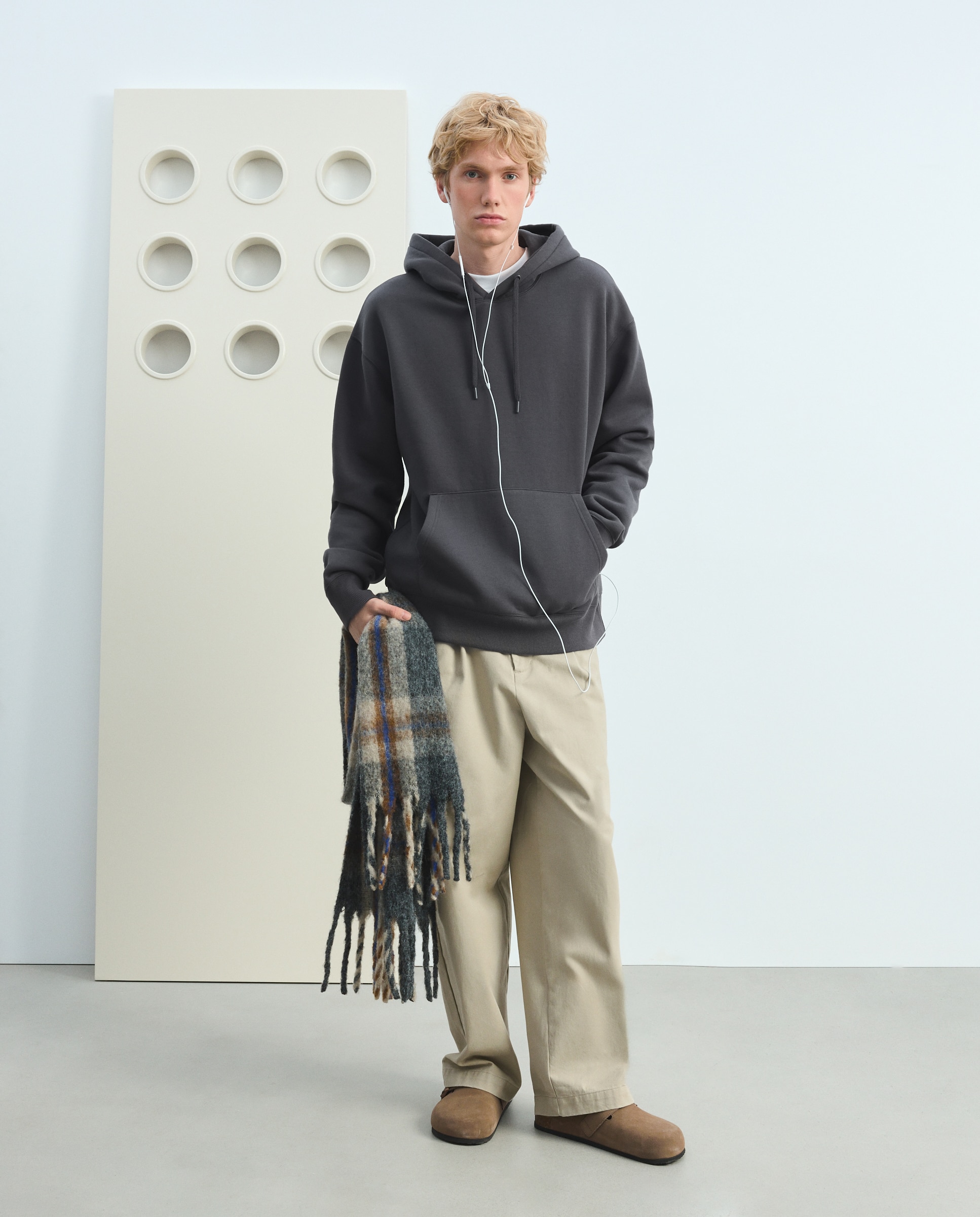 Imagen 0 de Sudadera de hombre con capucha lisa 830 Antracita