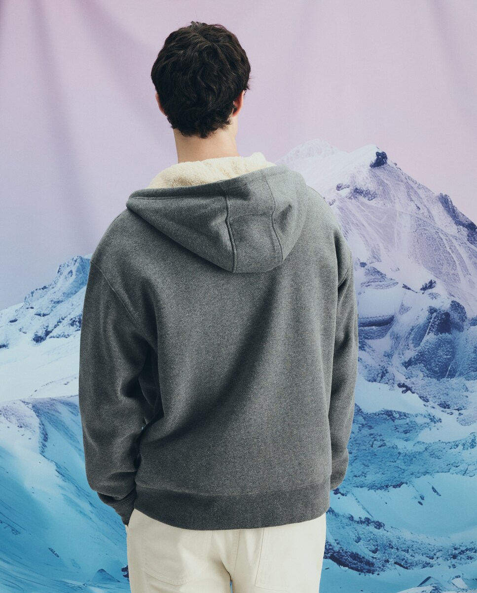 Sweatshirt com Forro de Pelo de Borrego 830 Antracite-3