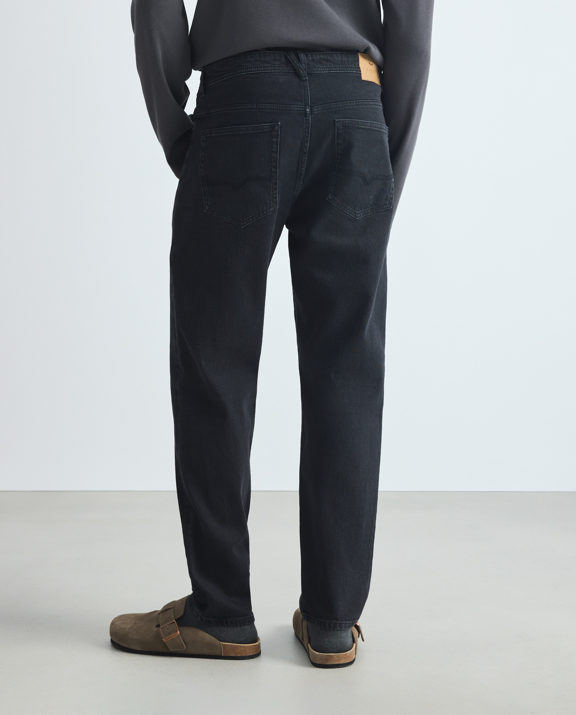 Pantalón vaquero de hombre con fit tapered. - Green Coast - Negro intenso Negro intenso-3