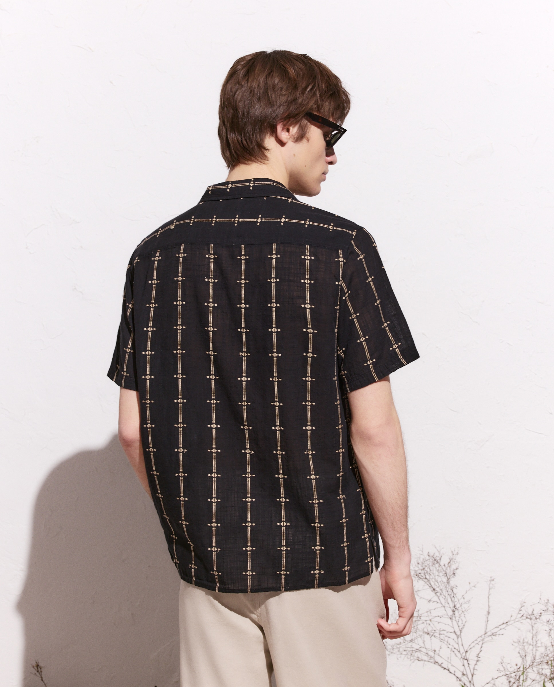 Camisa de Manga Curta Preto-3