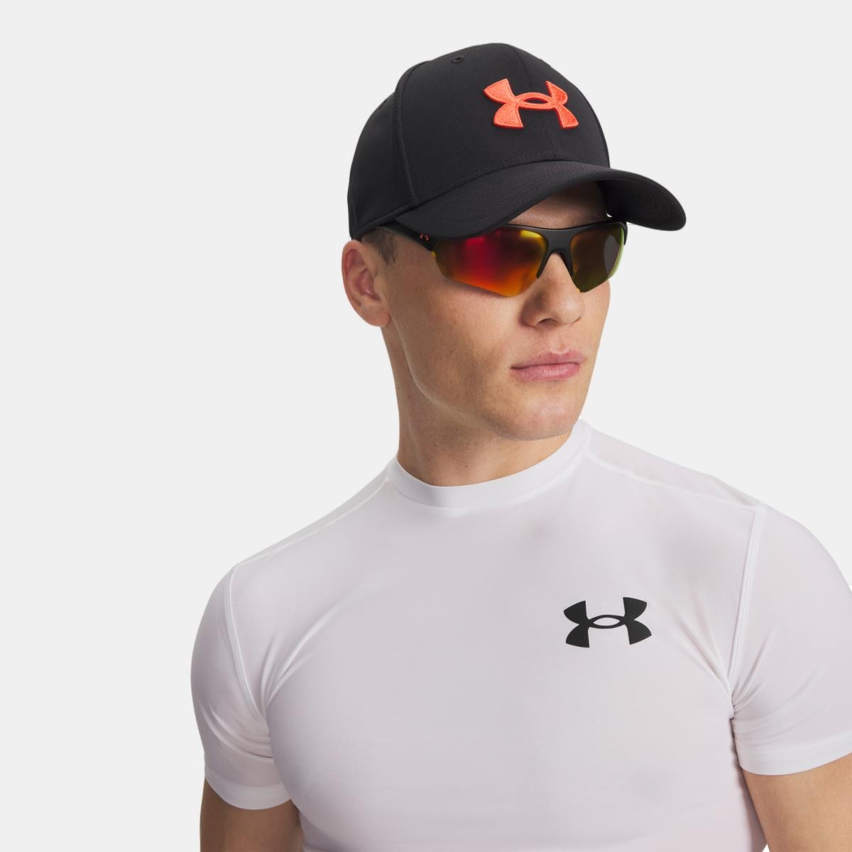 Chapéu Homem M Blitzing Low STR UNDER ARMOUR Preto-3