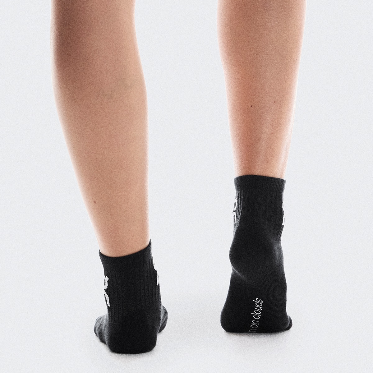Imagen 3 de Calcetines de running unisex Logo Sock Mid 3P On - Negro Negro