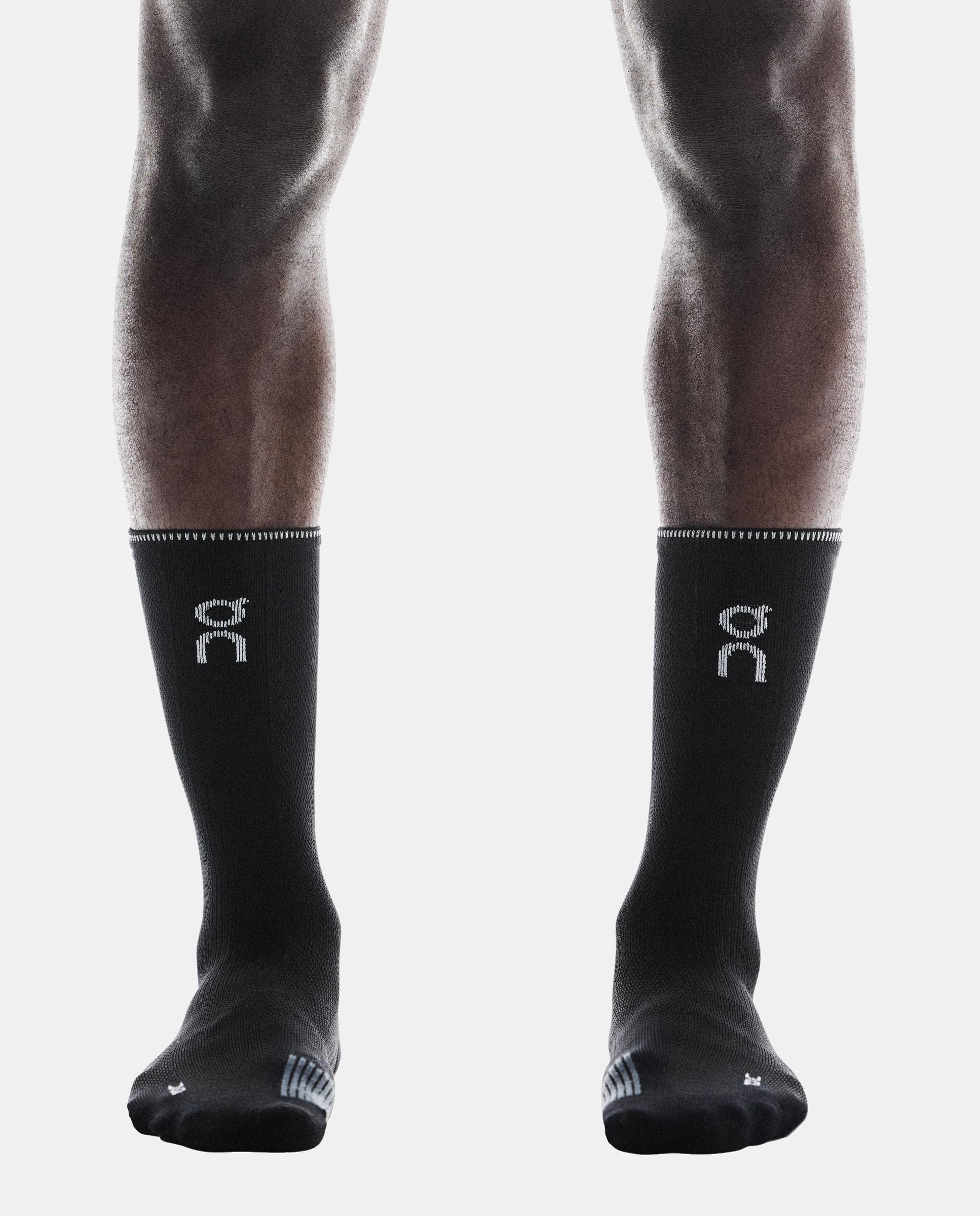 Calcetines Unisex Performance Run Sock High ON - Negros Negros-2
