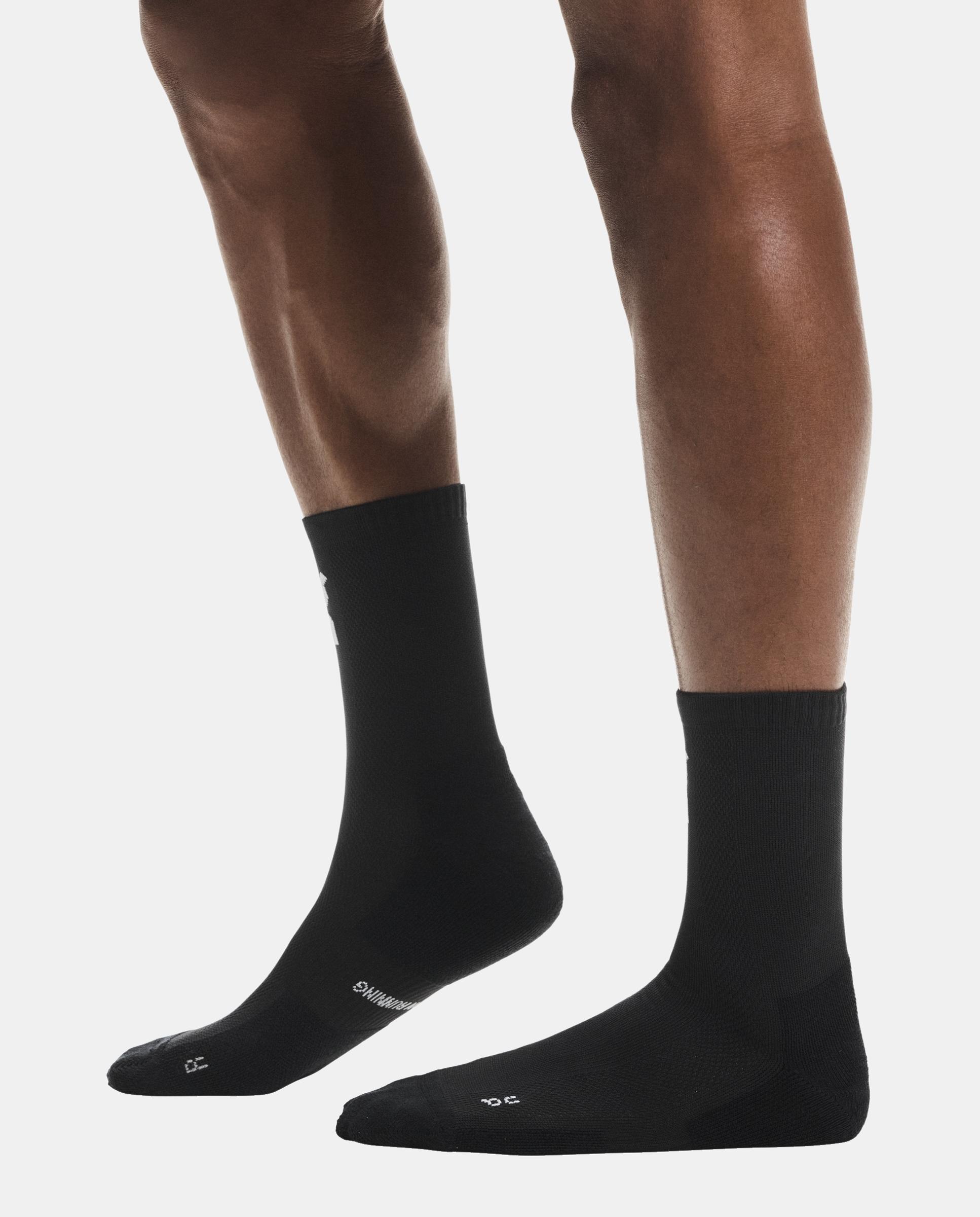 Calcetines Unisex Core Run Sock High 2P ON - Negros Negros-1