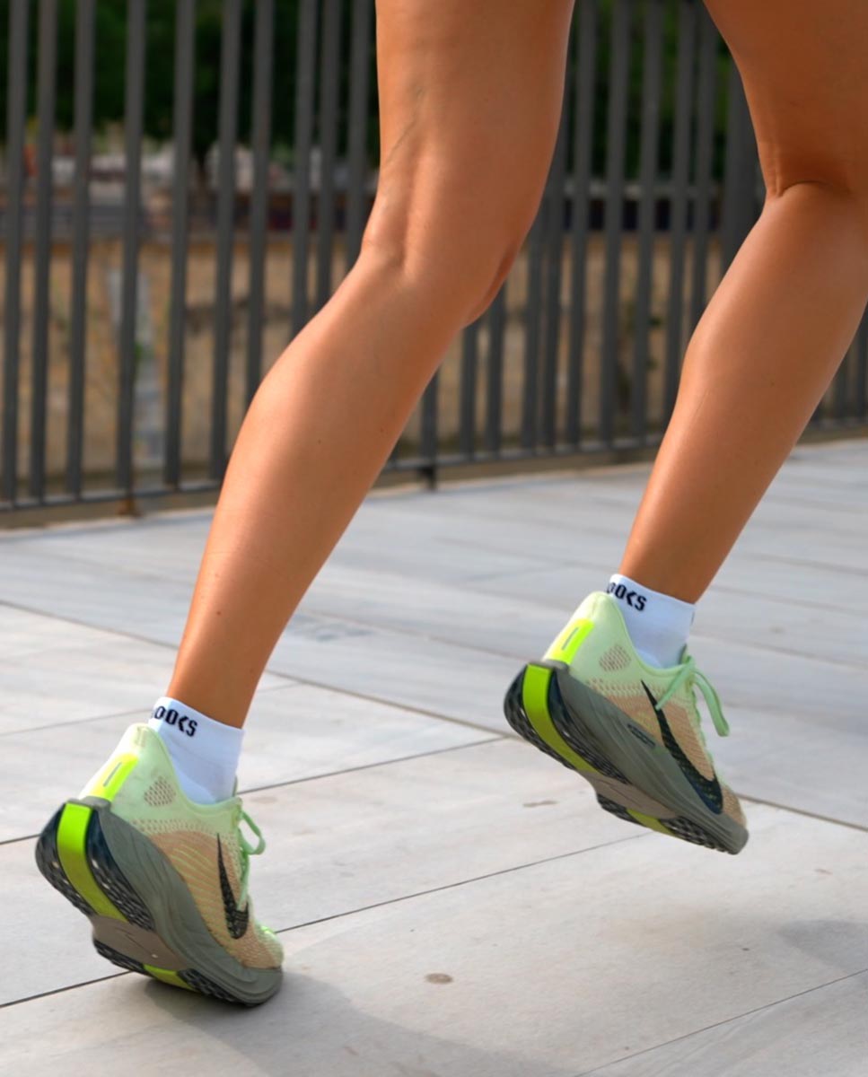 Imagen 5 de Calcetines Running Unisex Quarter Biomecanico Run Quarter Podoks - Blanco / Negro Blanco / Negro
