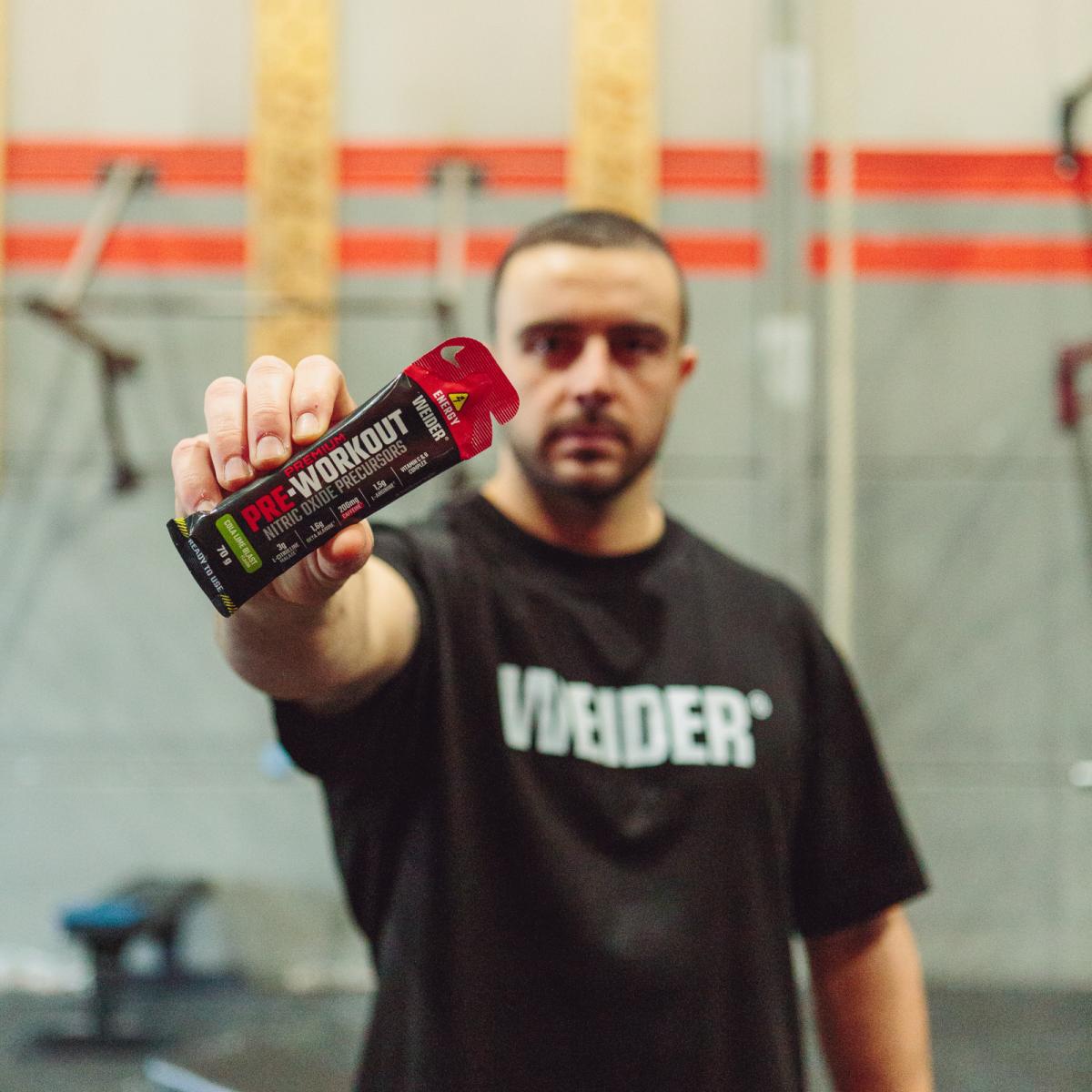 Gel com cafeína para pré-treino 70g Cola Lime Blast de Weider Vermelho-3