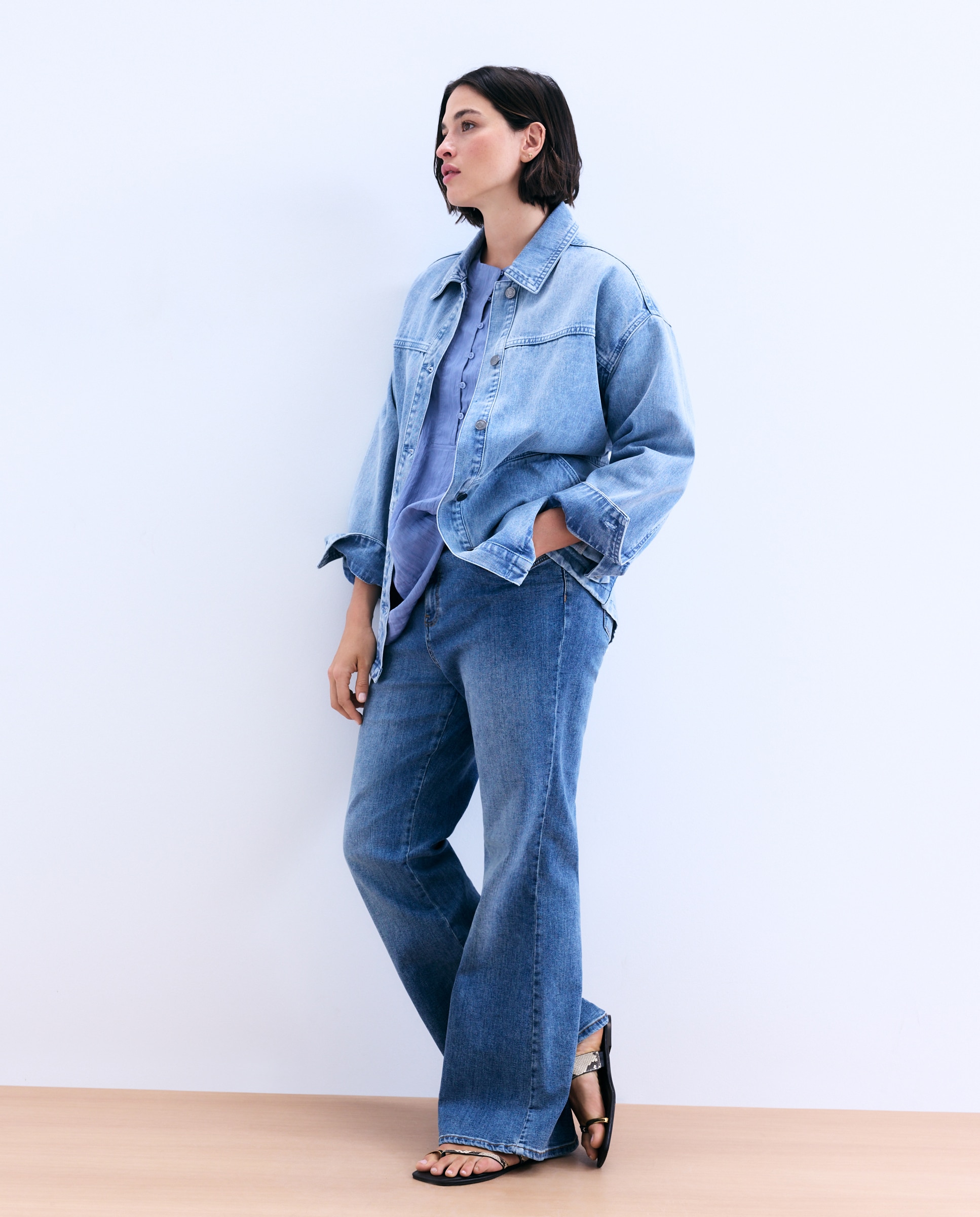 Blusa com Manga Comprida e Peitilho com Textura 410 Azul Claro-2