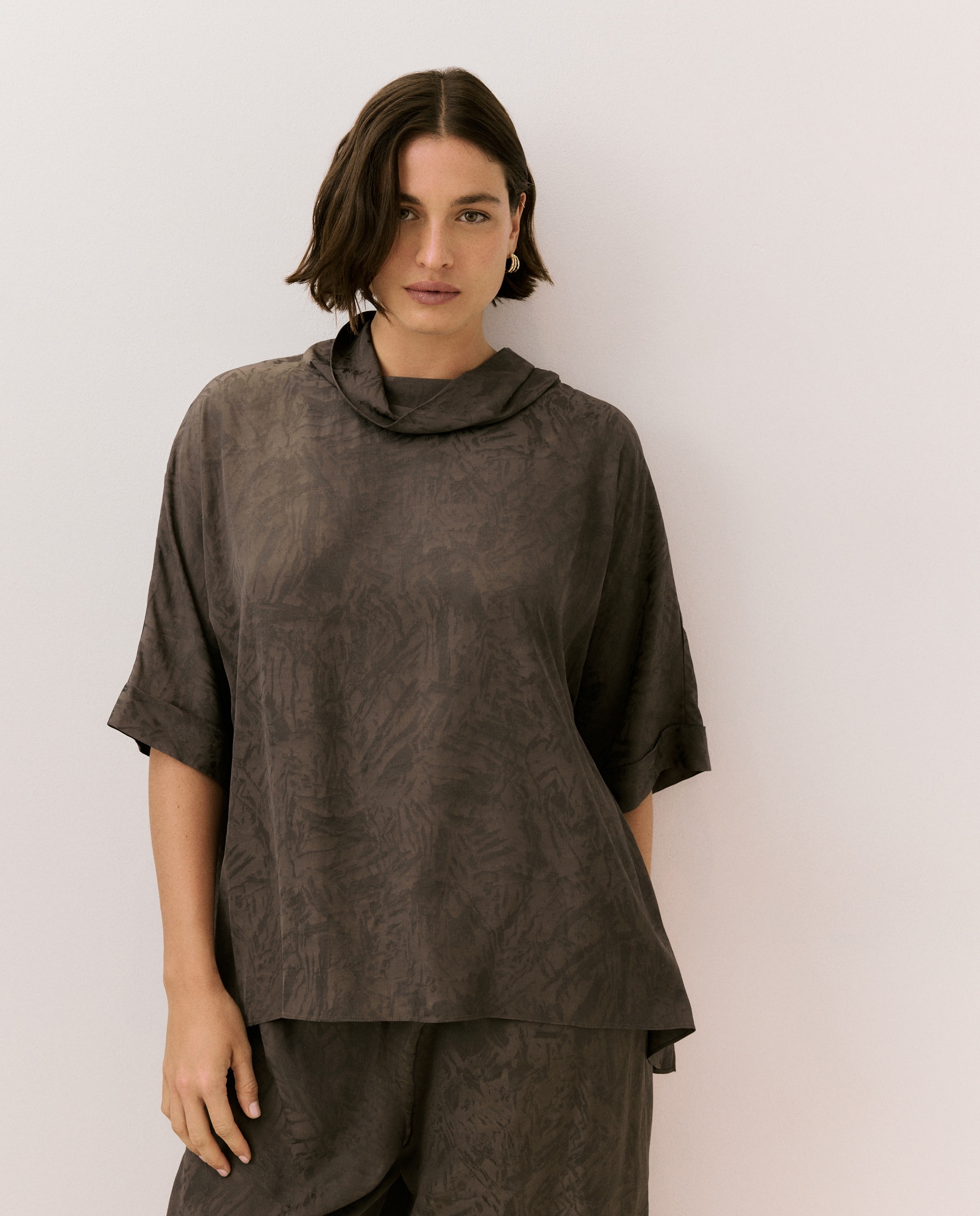 Imagem 0 de Blusa de Manga Curta em Jacquard