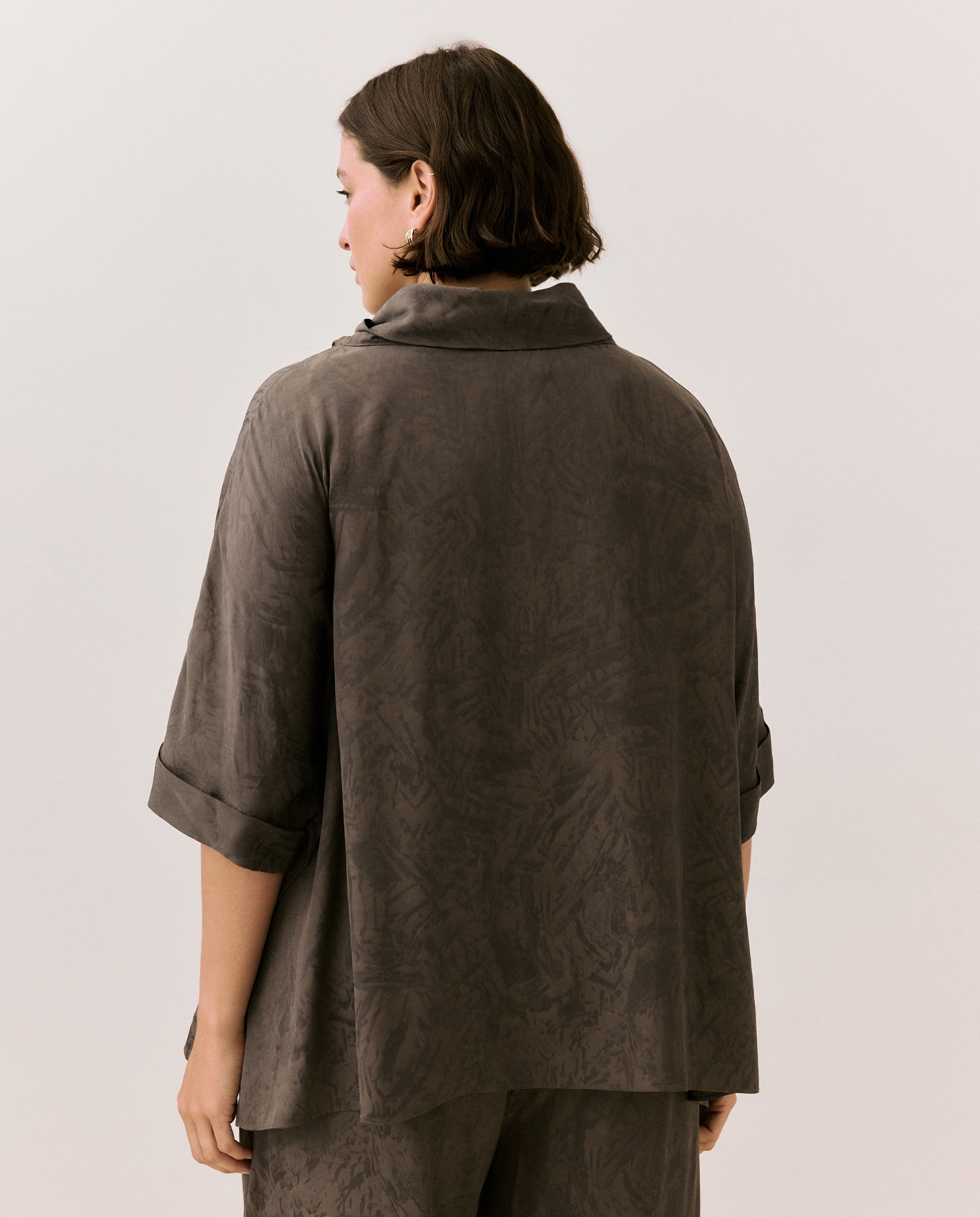 Blusa de Manga Curta em Jacquard 520 Caqui-3