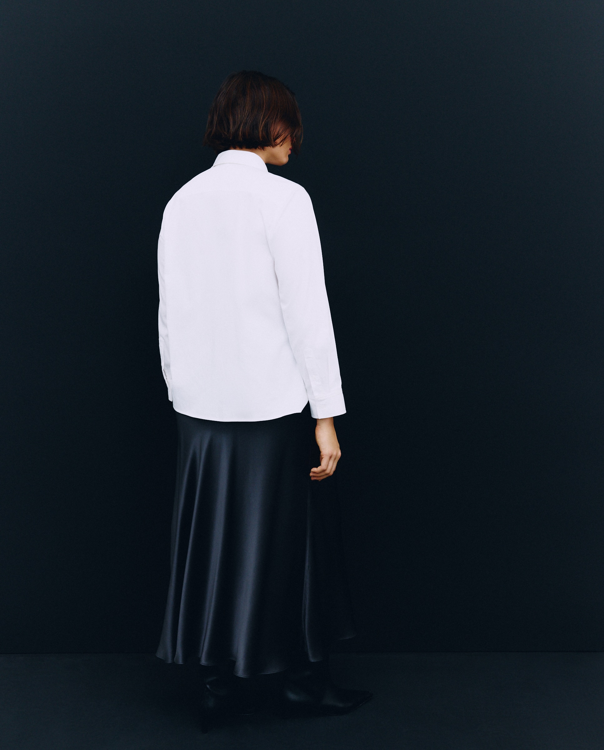 Saia Comprida Acetinada Preto-3