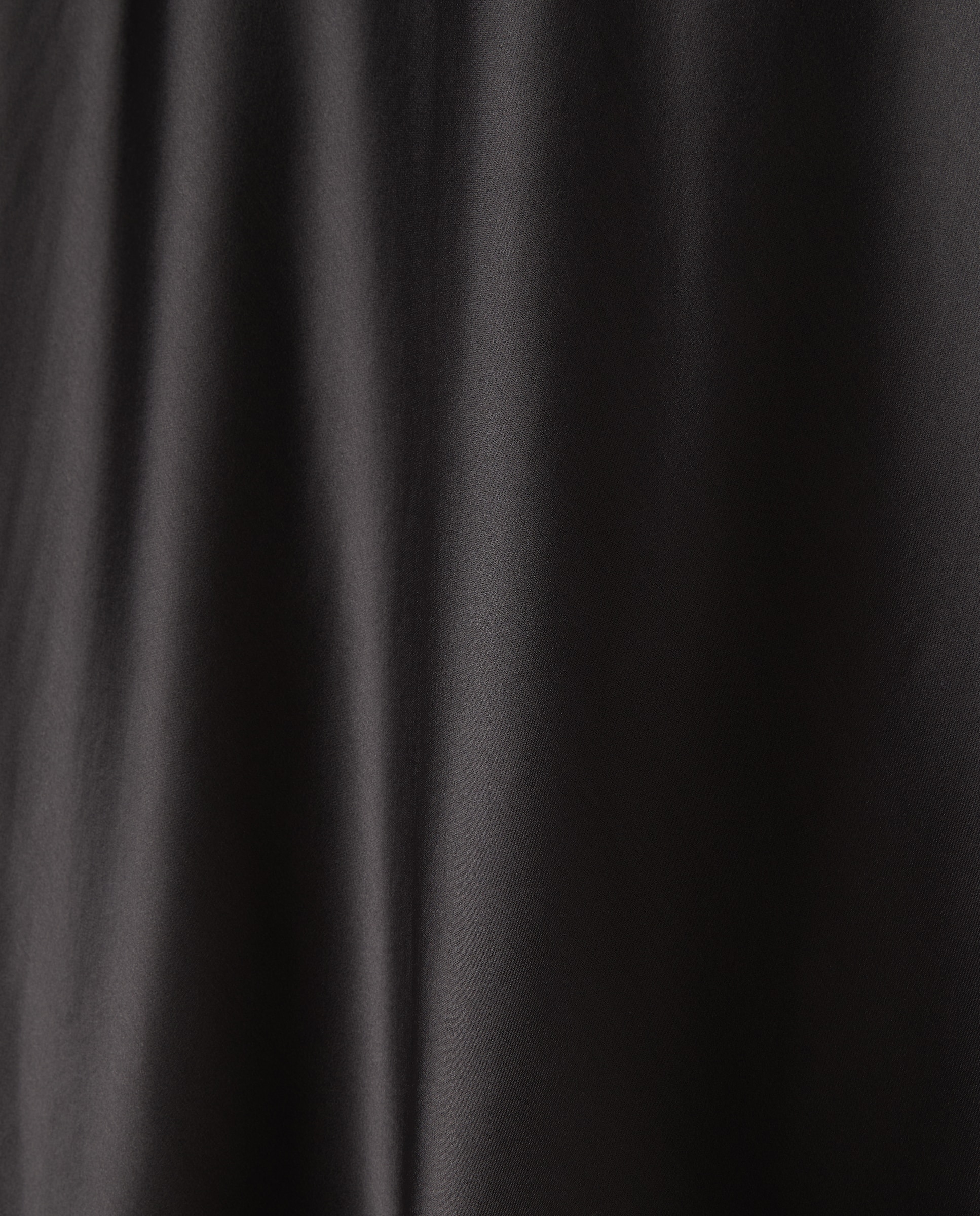 Saia Comprida Acetinada Preto-5