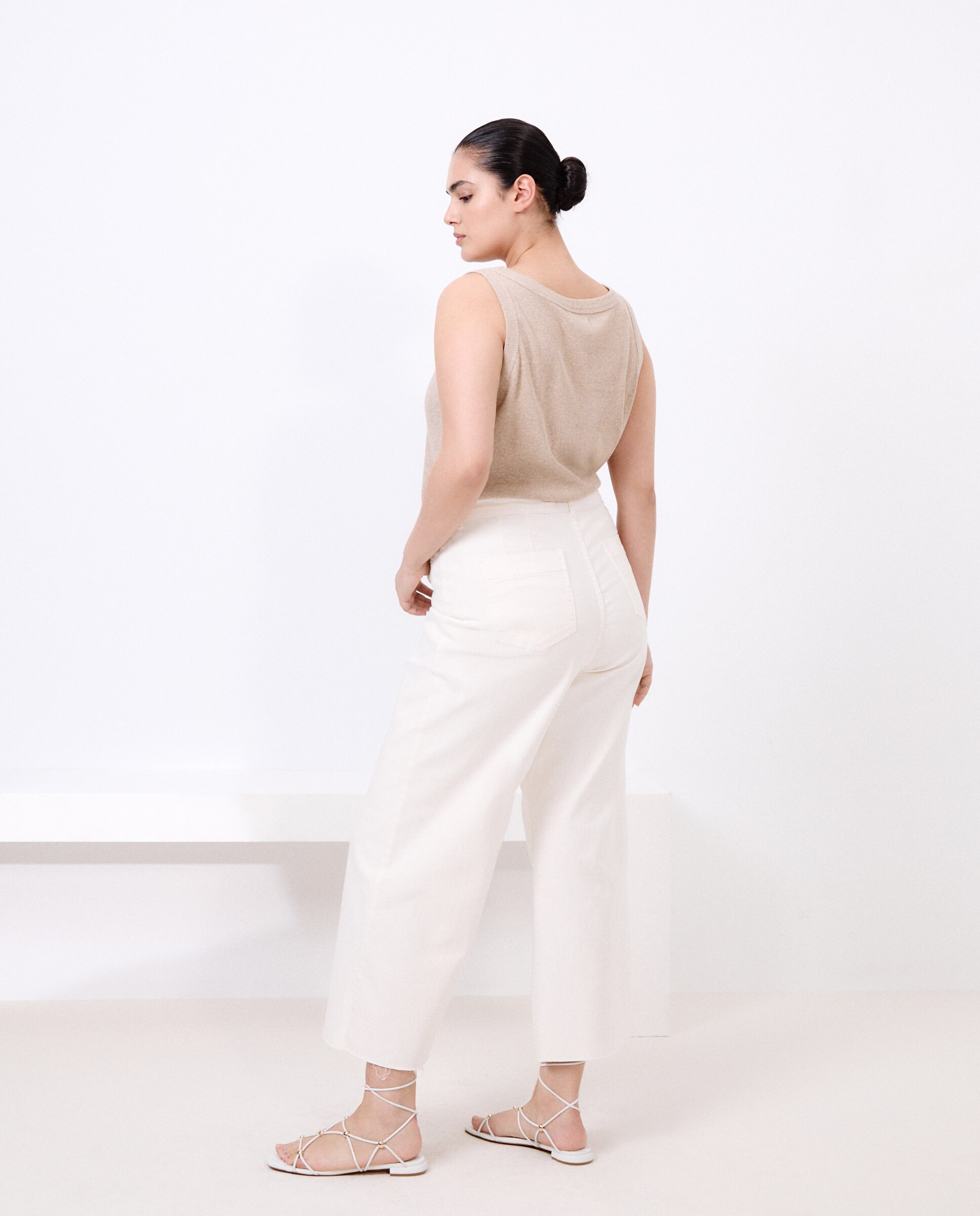 T-shirt de Alças Caneladas Bege-4