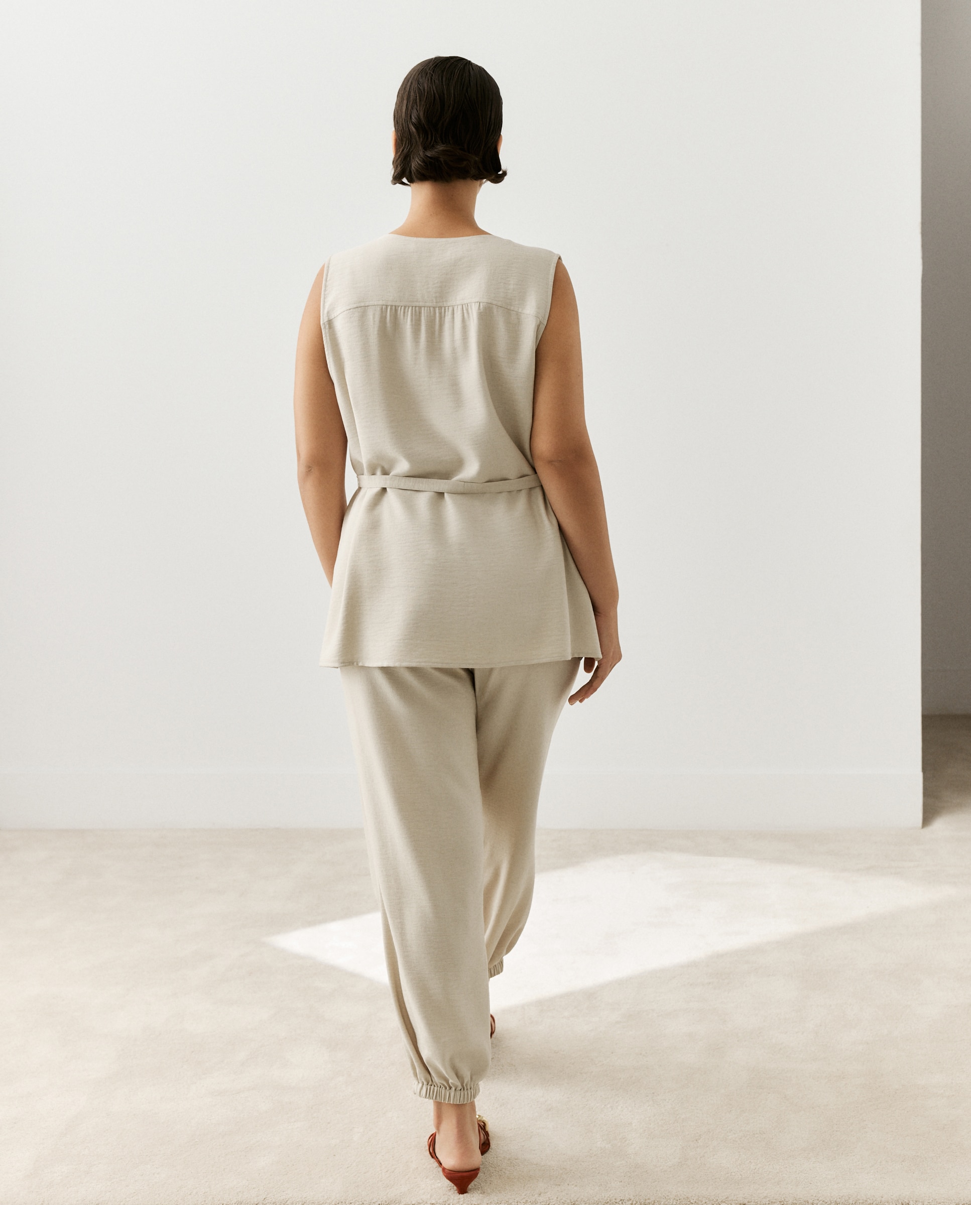 Pantalón fluído liso de mujer - Couchel - Tostado Tostado-3