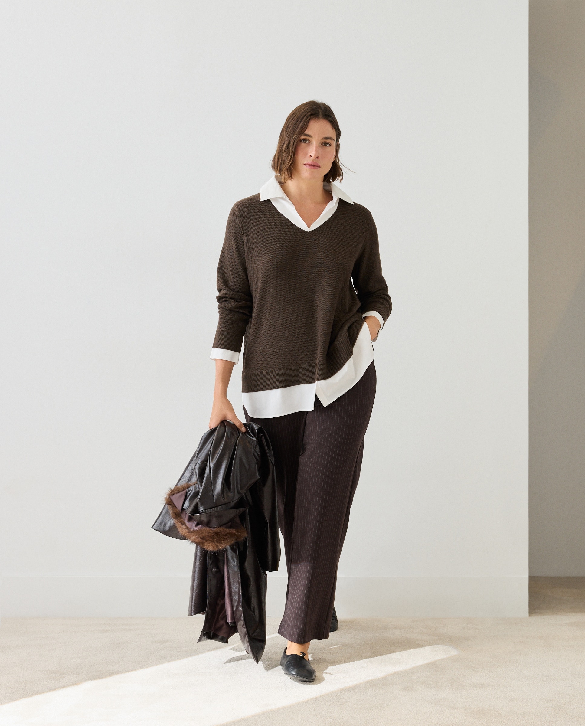 Imagen 2 de Jersey de mujer con cuello pico - Couchel - Marrón Marrón