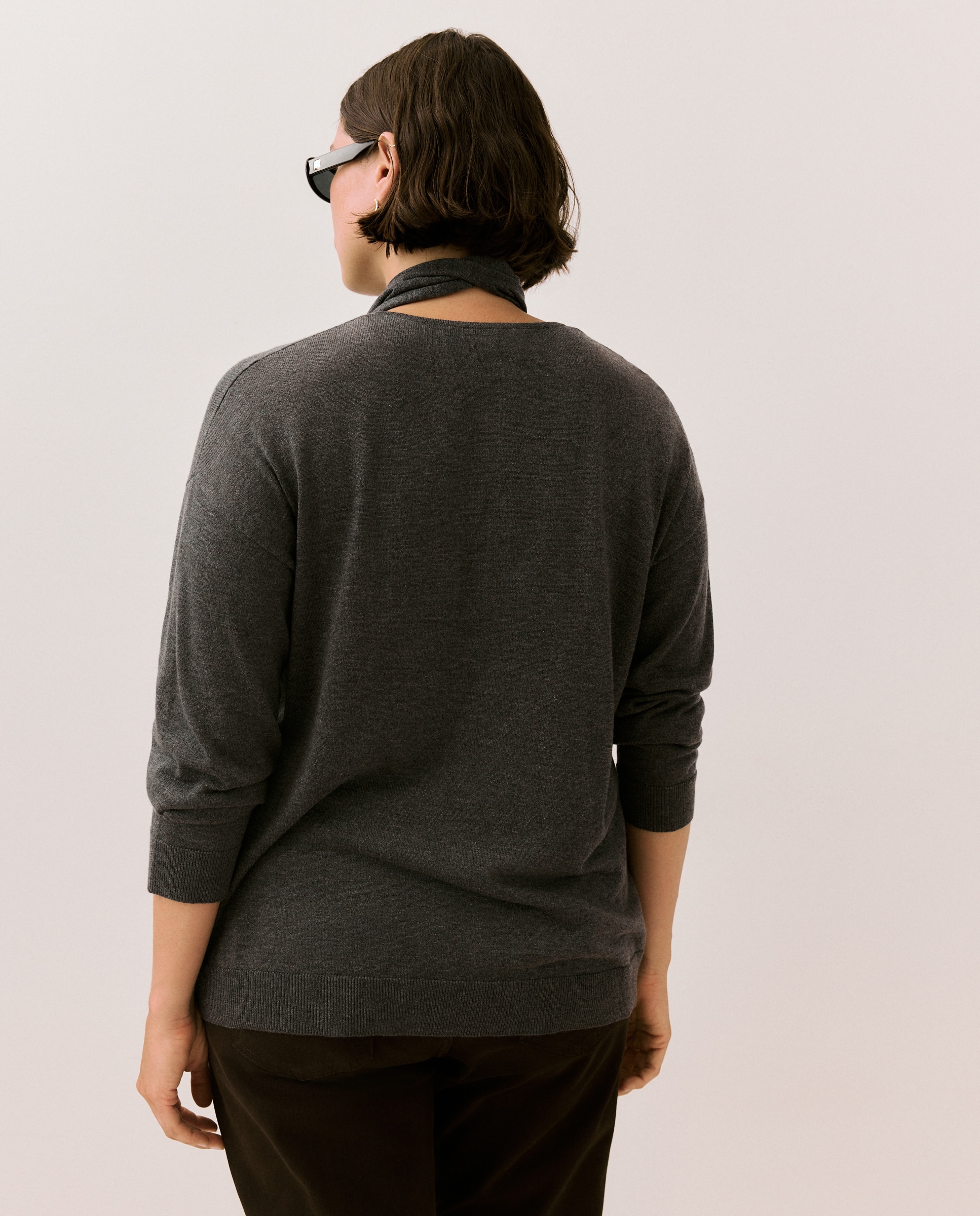 Camisola de Malha com Decote em Bico e Laço Vison Claro-3