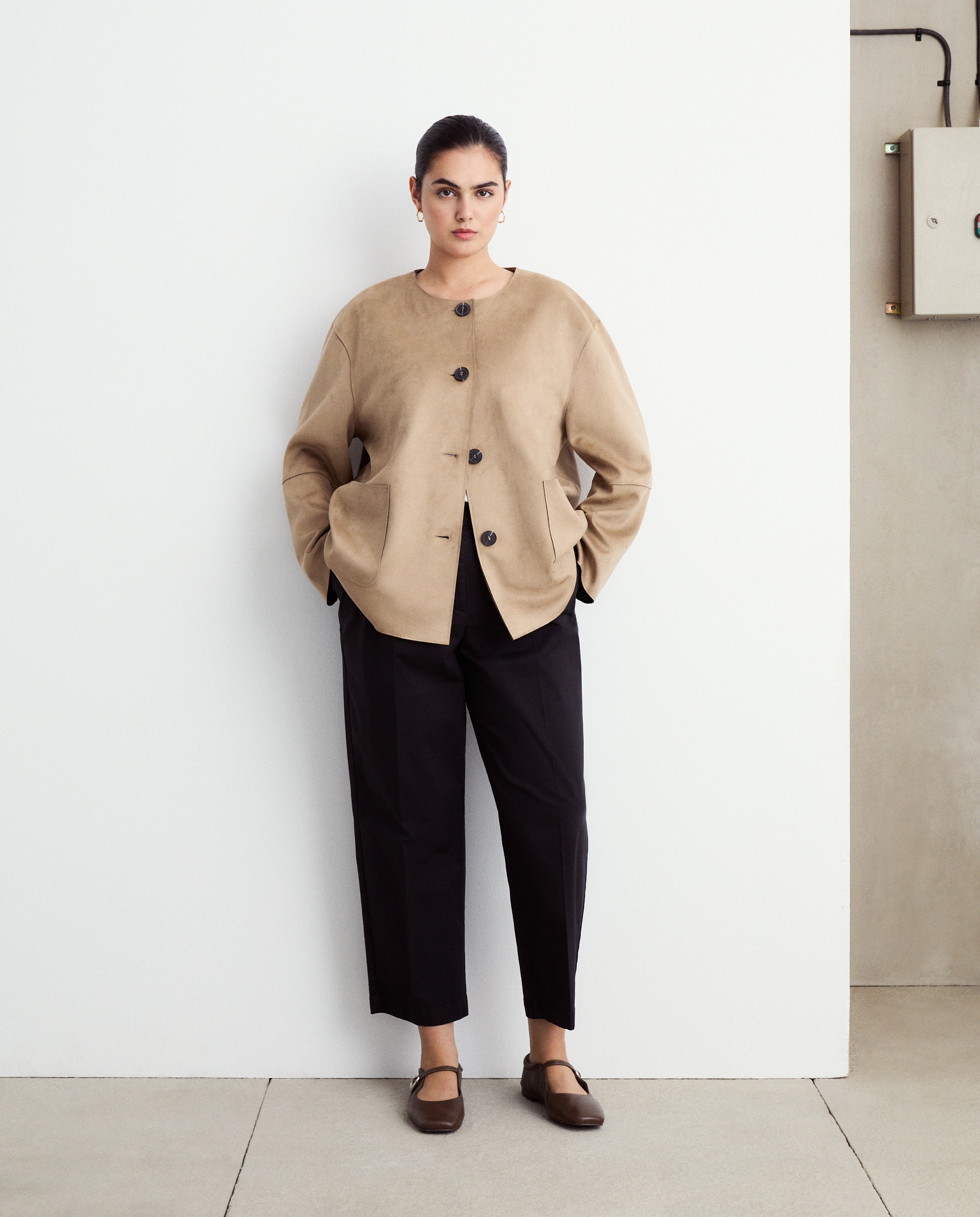 Calças Regular de Algodão com Elástico Preto-1