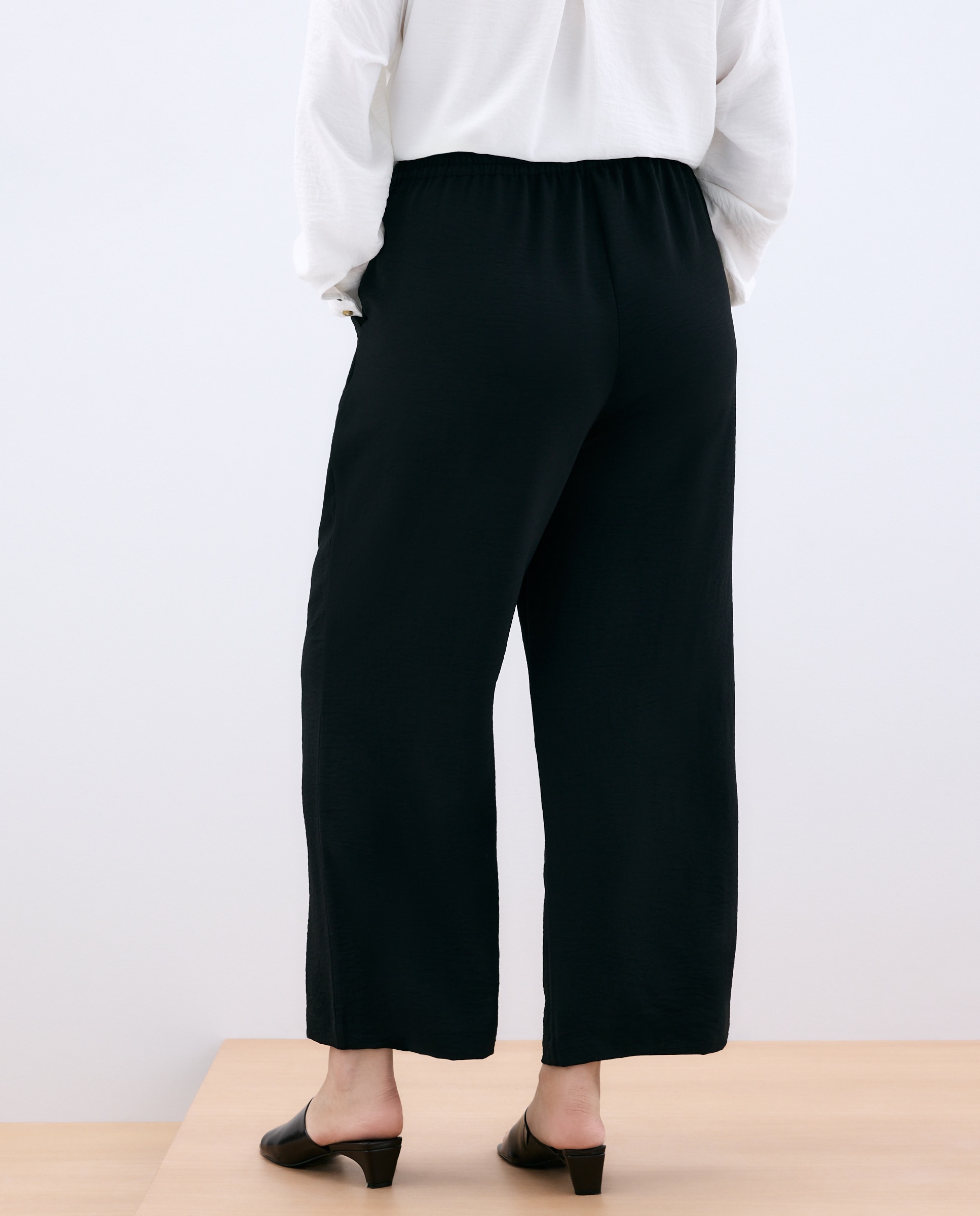 Pantalón de mujer fluido airflow - Couchel - 520 Kaki Negro-3