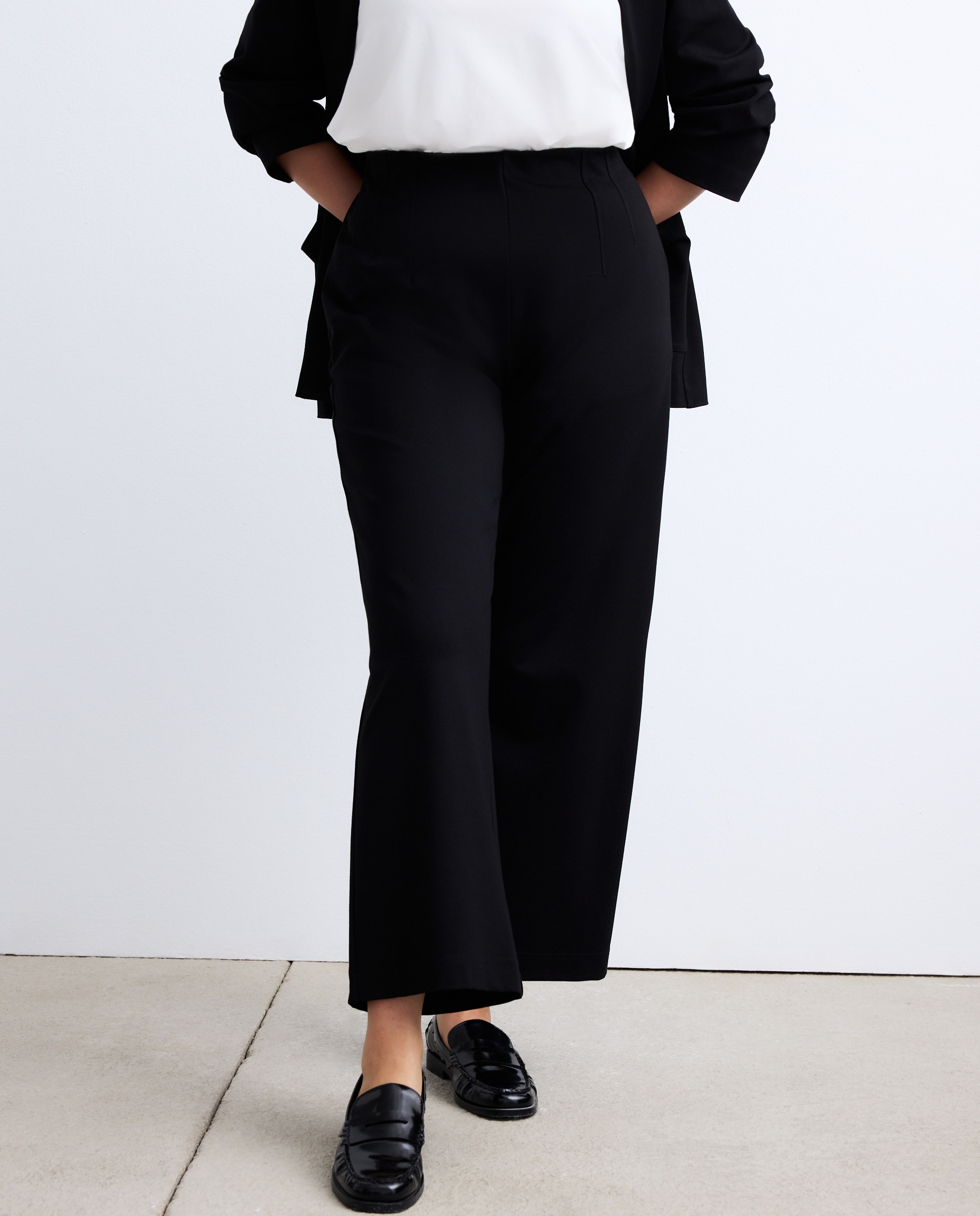 Calças de Fato de Malha Preto-2