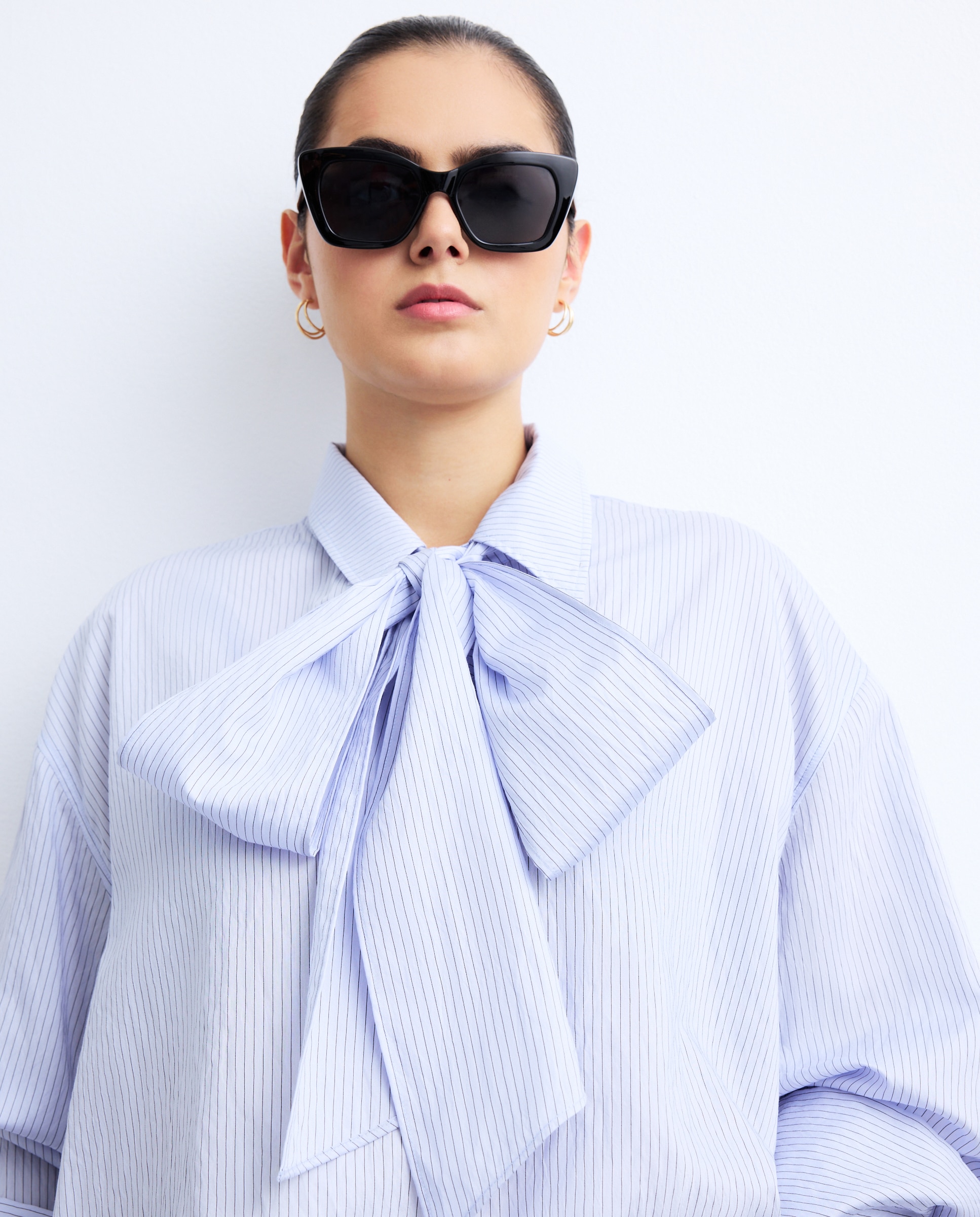 Blusa às Riscas com Laço Desmontável Azul-3