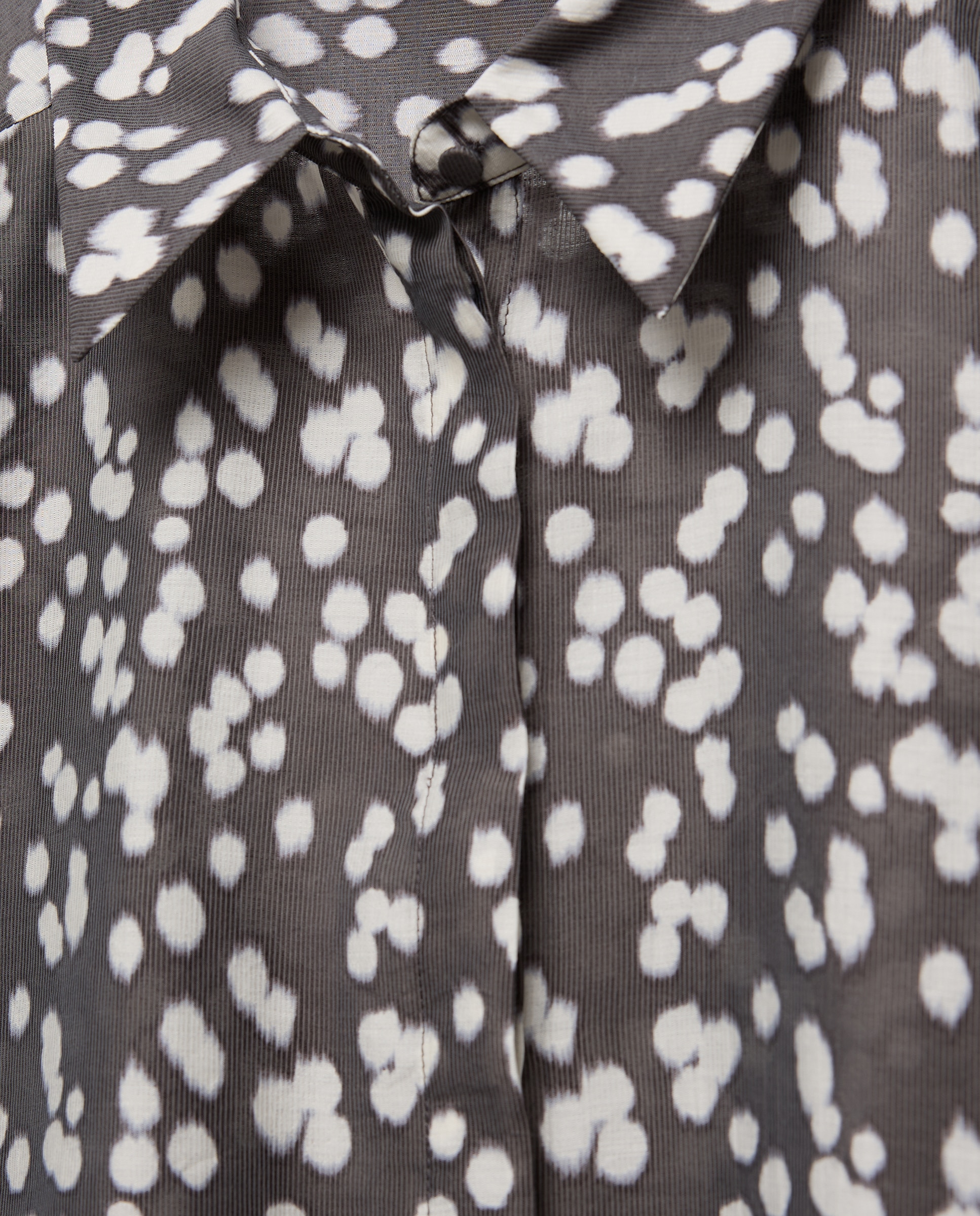 Camisa de Manga Comprida com Estampado às Bolinhas Preto-6