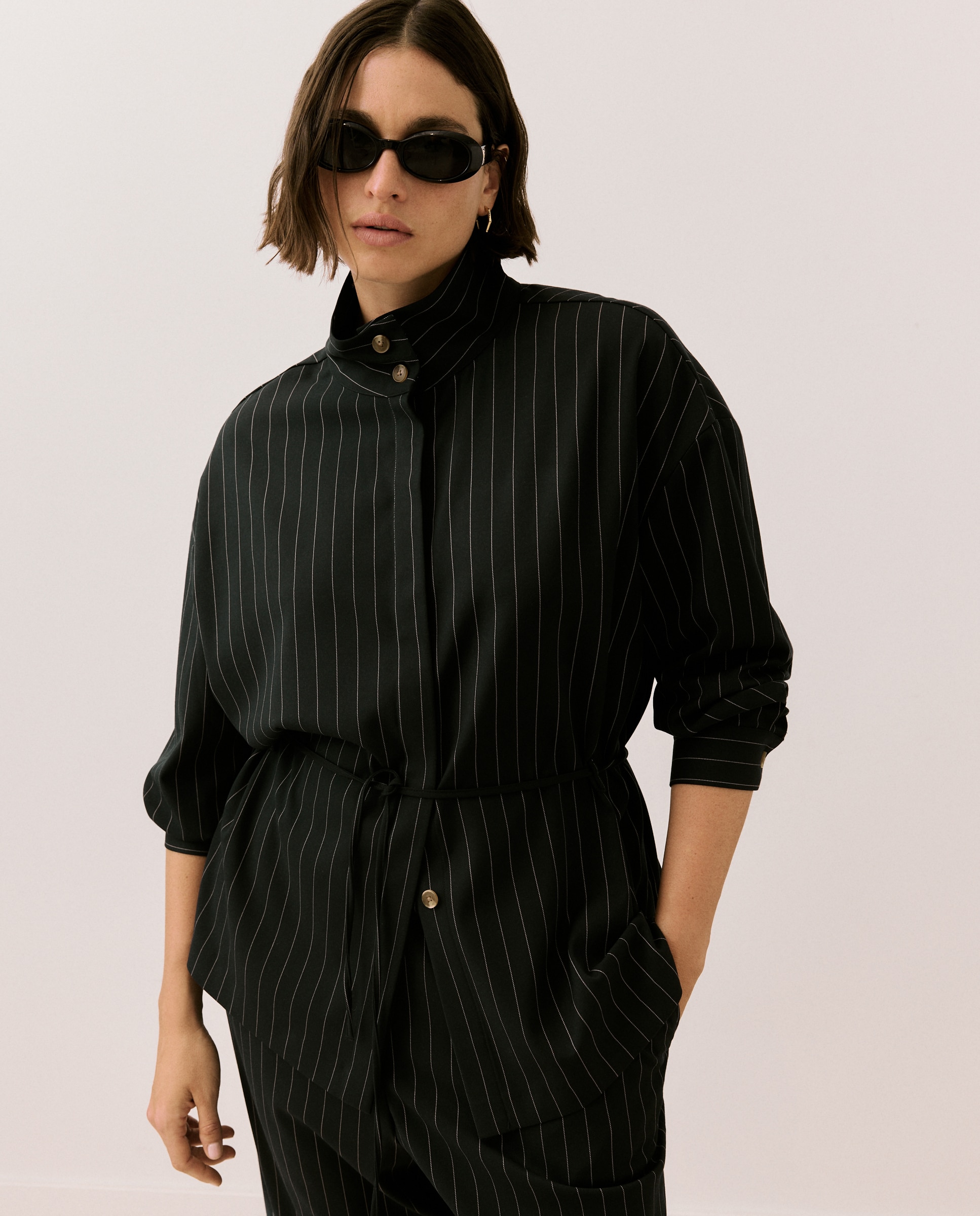 Blusa Aberta com Risca Diplomática Azul-3