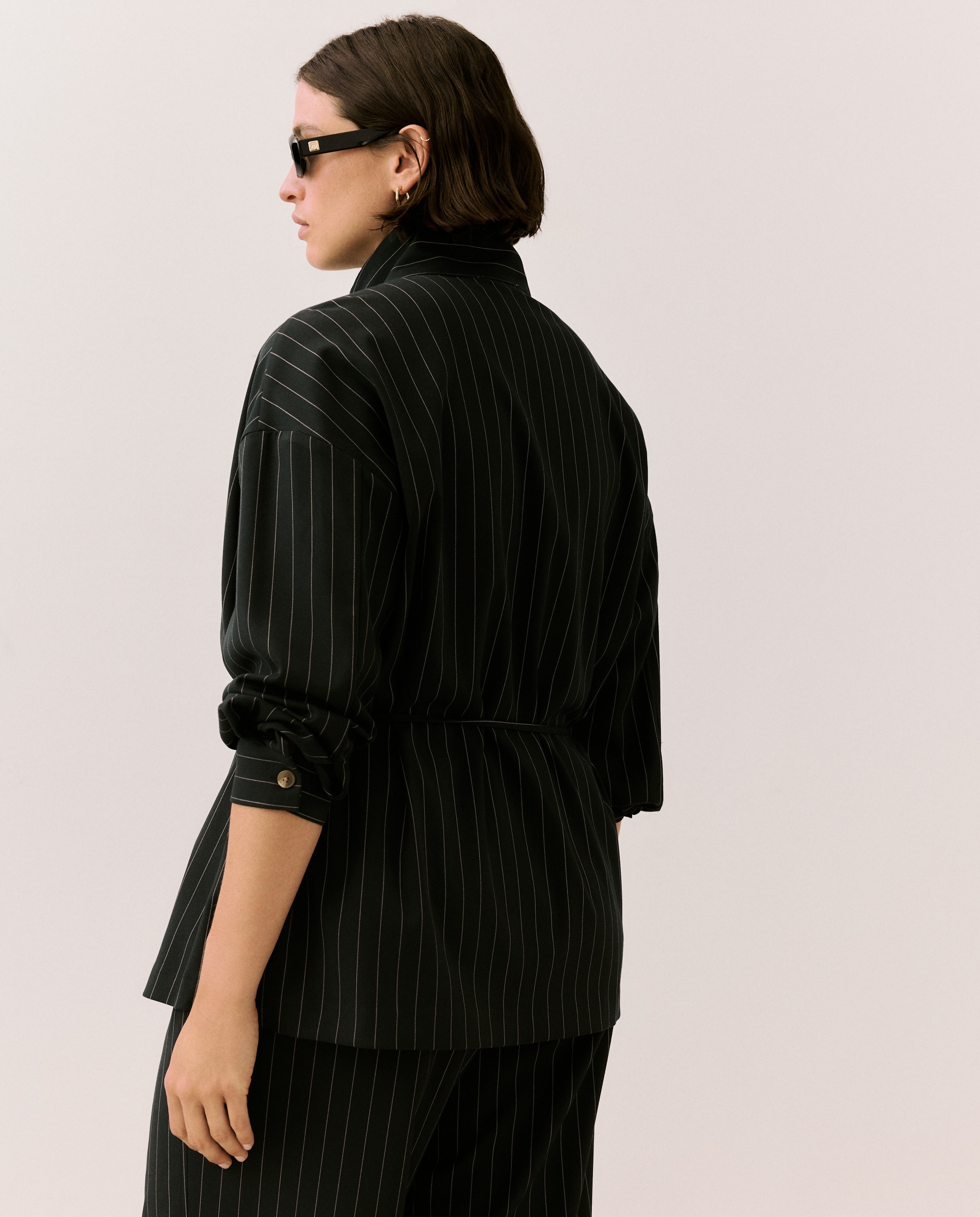Blusa Aberta com Risca Diplomática Azul-4