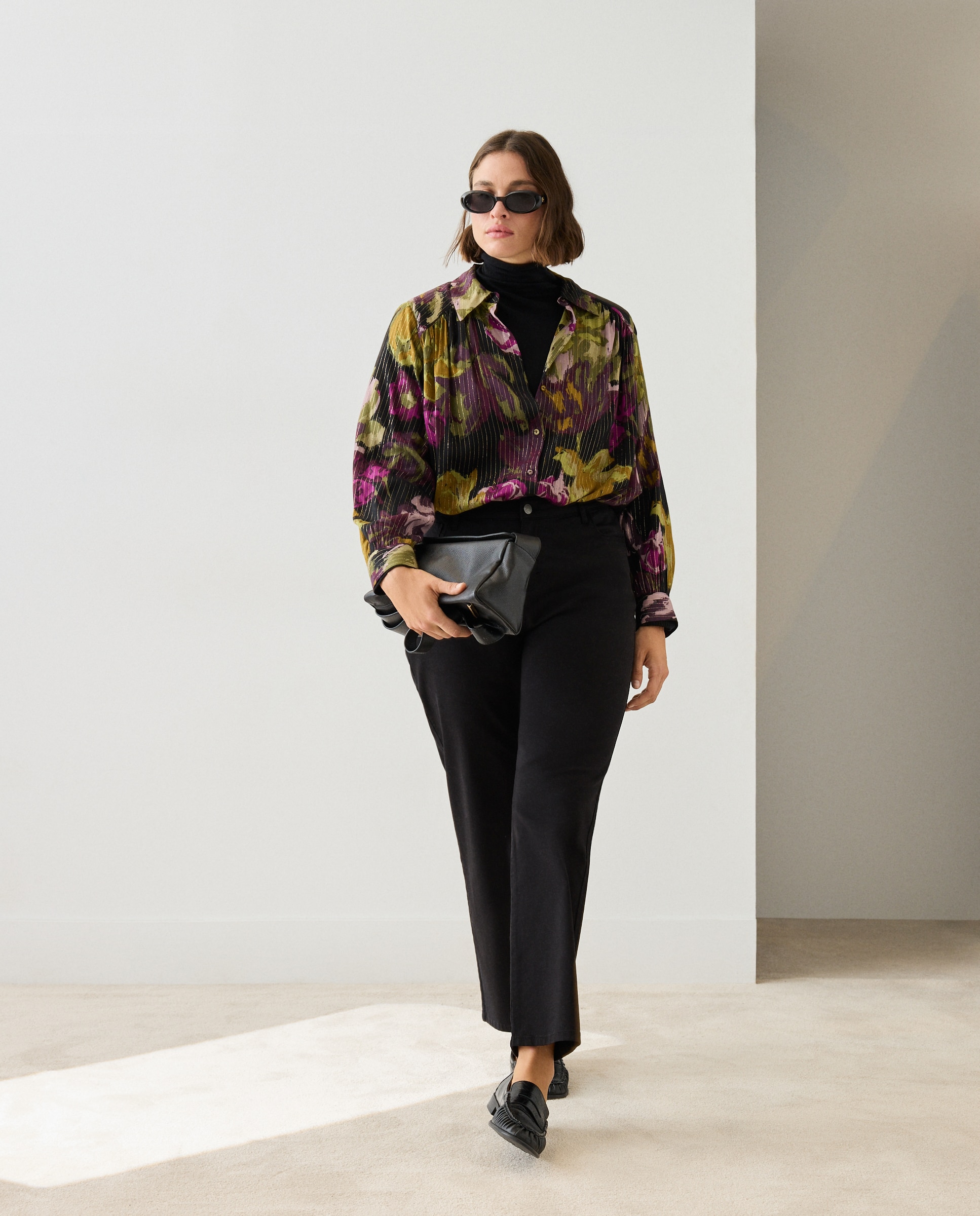 Blusa de cuello camisero estampada con flor - Couchel - Verde Verde-2