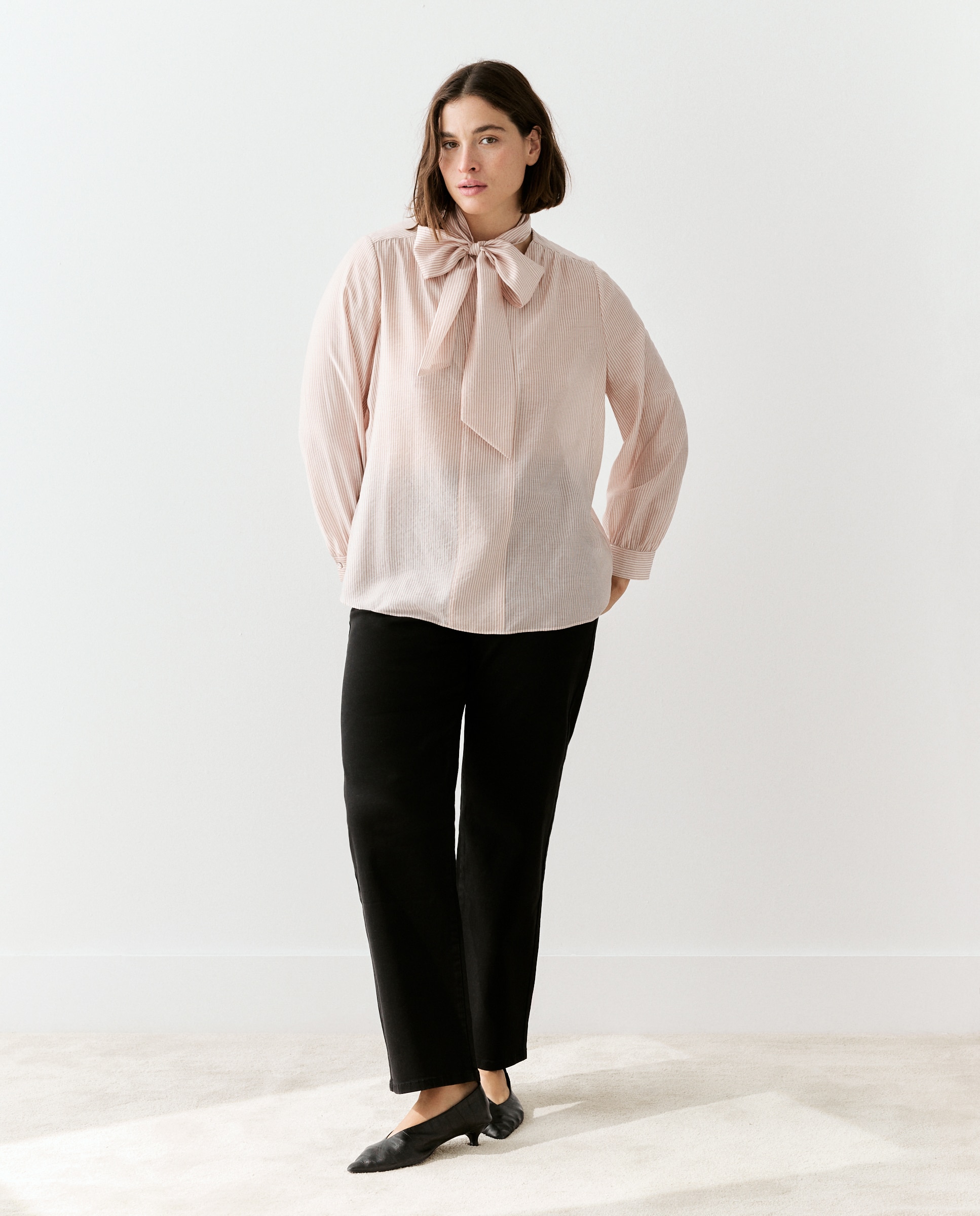 Imagen 2 de Blusa de mujer lazada rayas - Couchel - Rosa Rosa