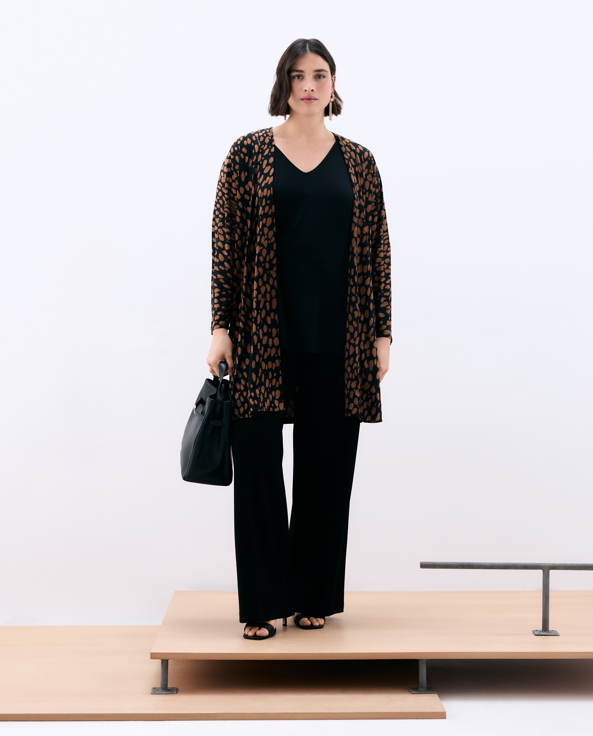 Imagem 0 de Casaco com Animal Print