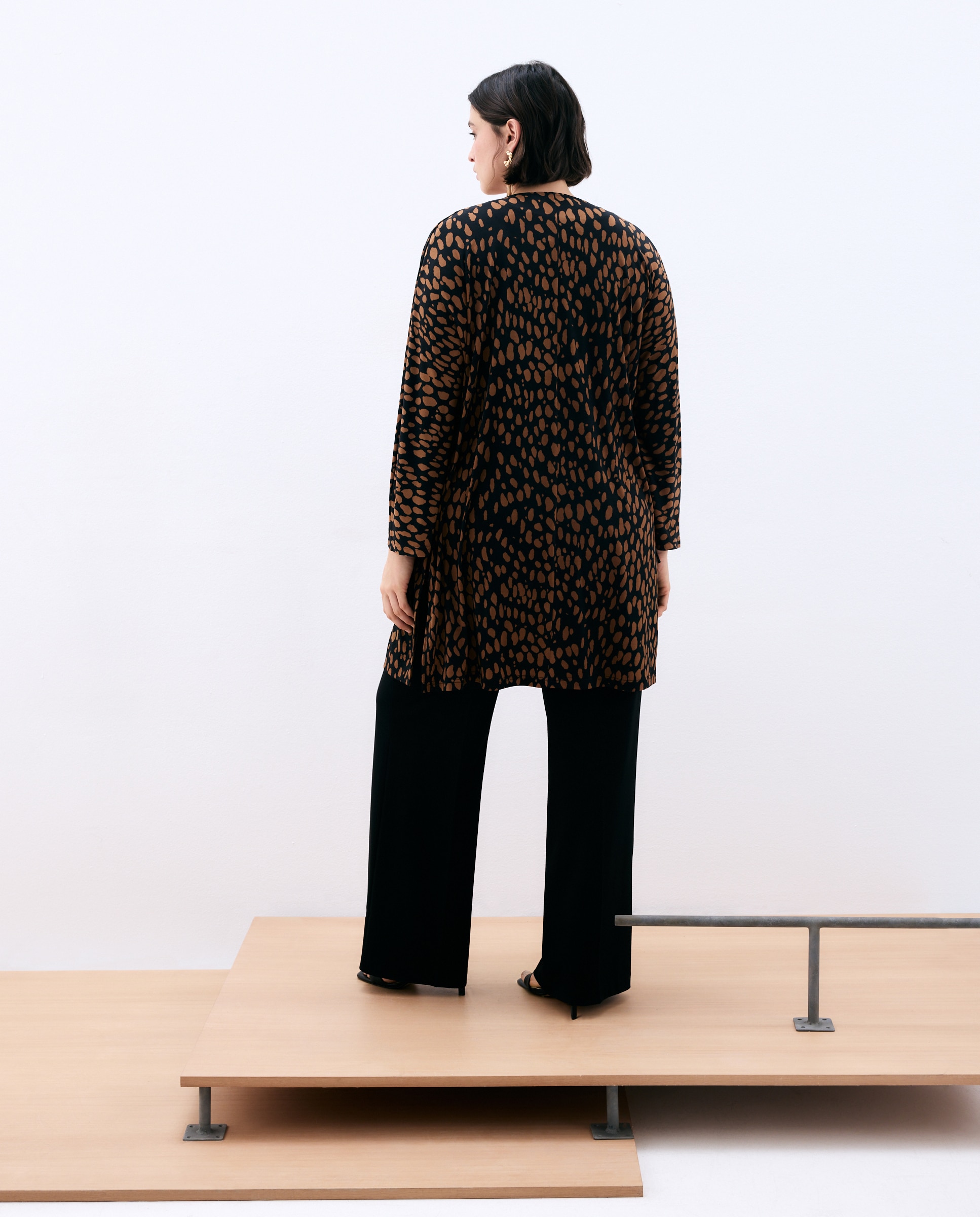 Casaco com Animal Print Preto-3