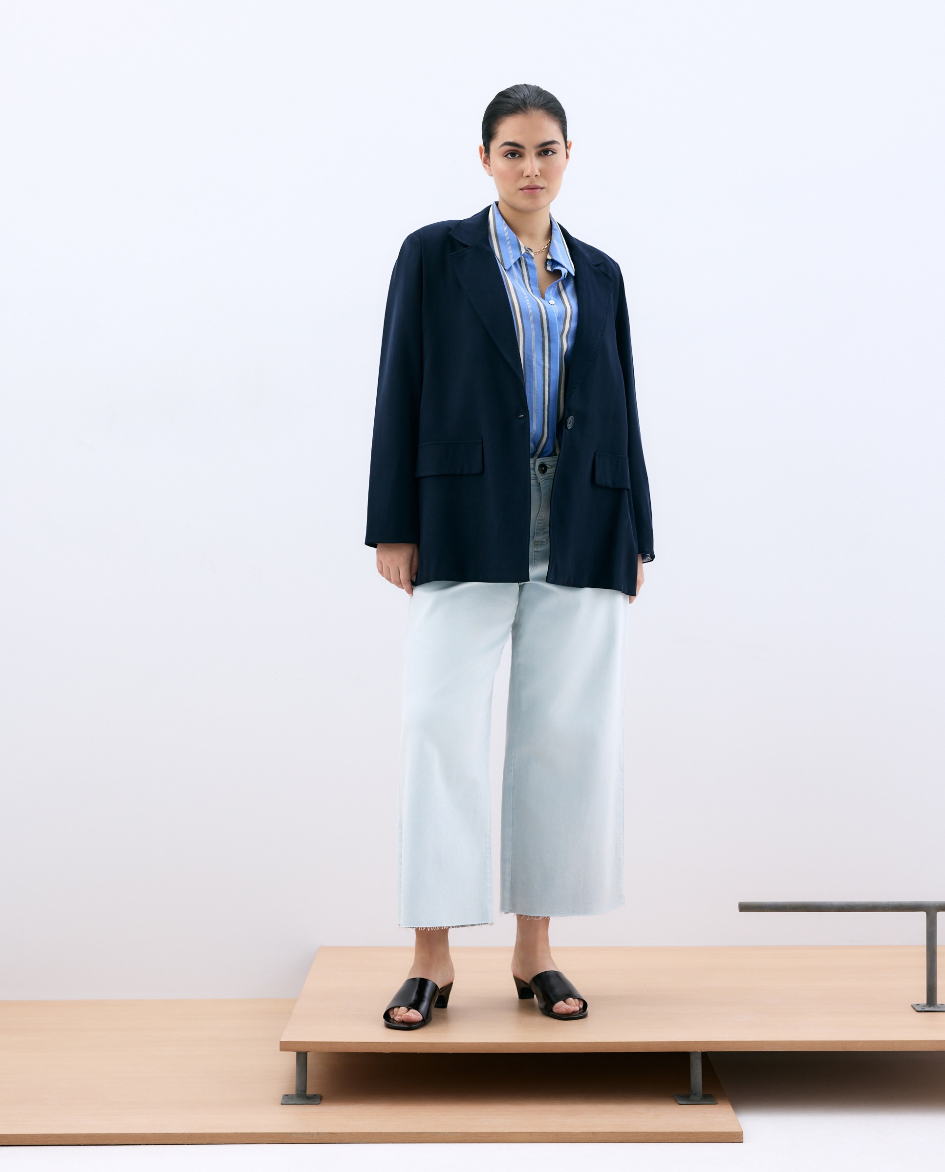 Blazer com Manga Comprida e Bolsos Azul-marinho-2