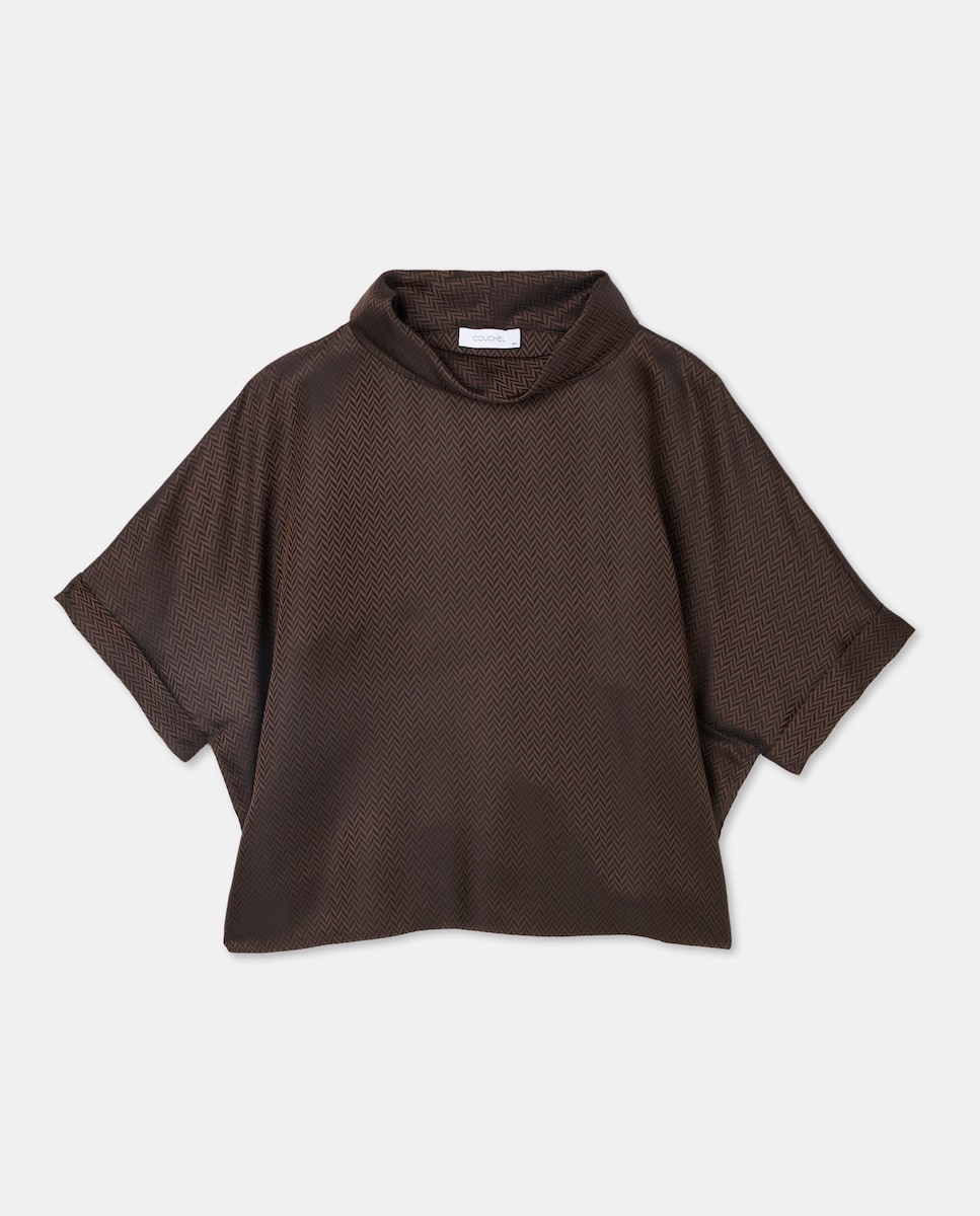 Blusa de Manga 3/4 Lisa Castanho-4