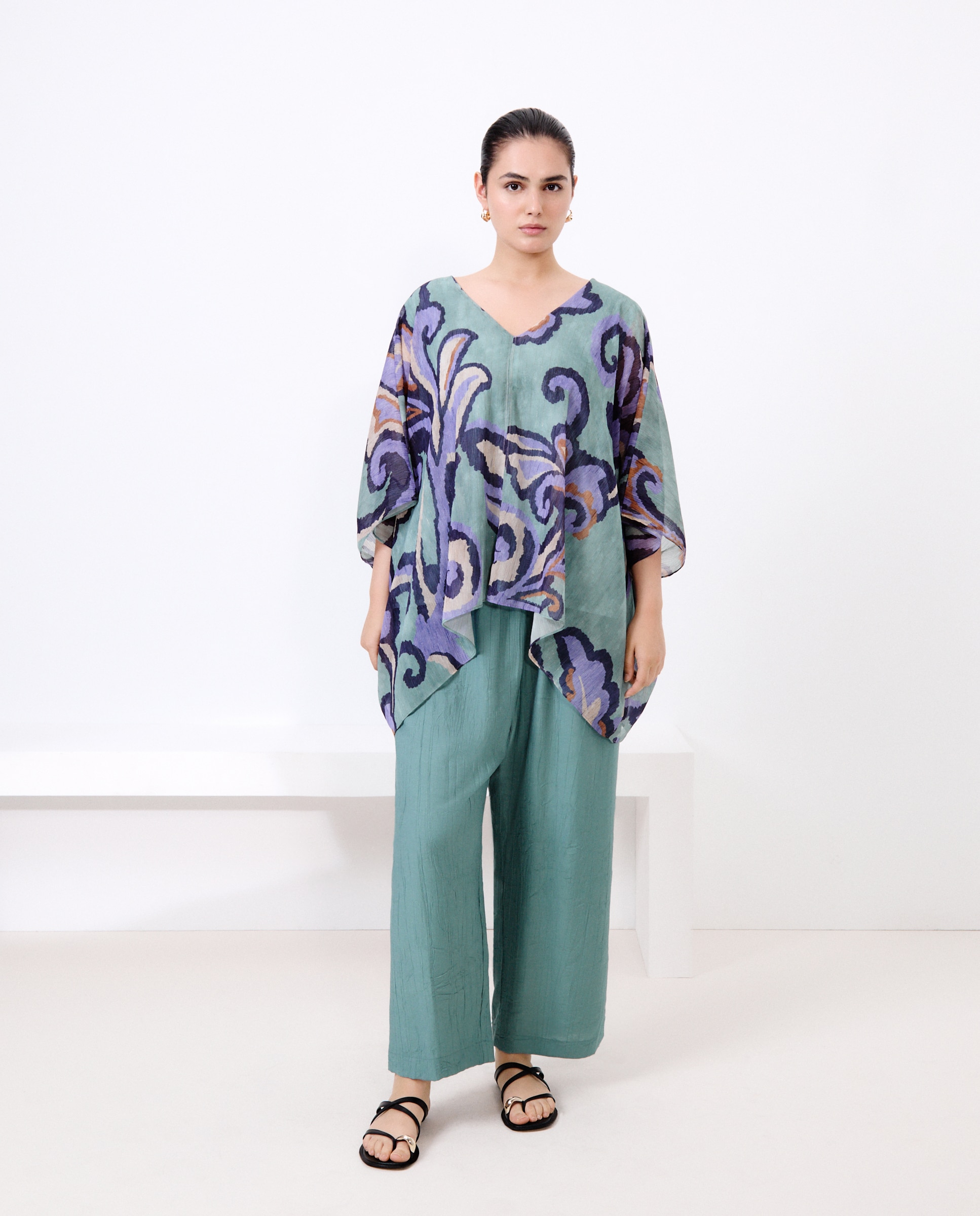 Blusa de mulher de manga curta Verde-1