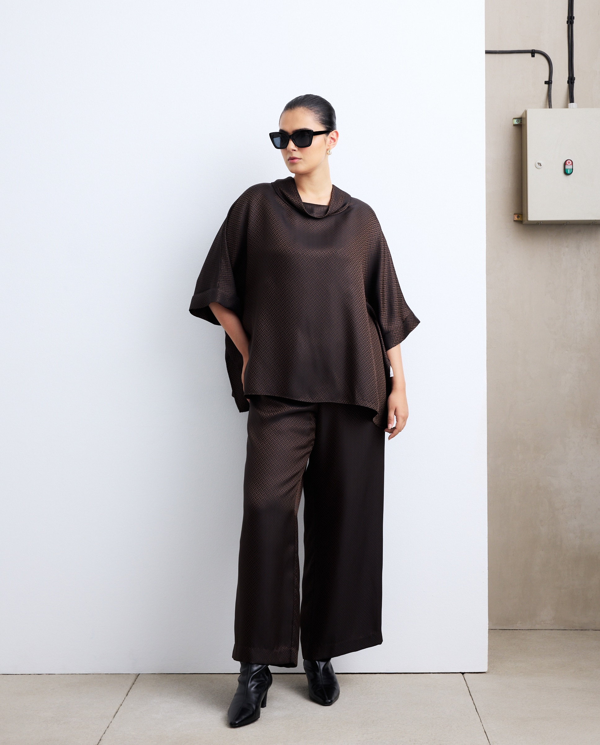 Calças Formais de Viscose Castanho-1