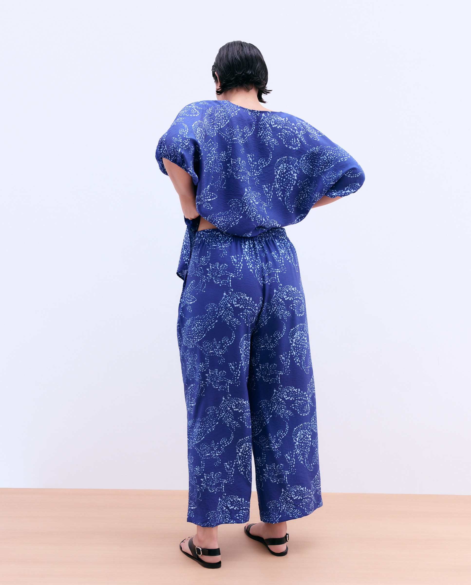 Calças Fluidas com EStampado de Caxemira Azul-3