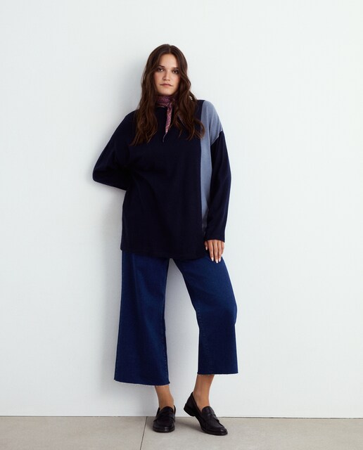 Imagem 0 de Camisola de Malha com Capa à Frente e Color Block