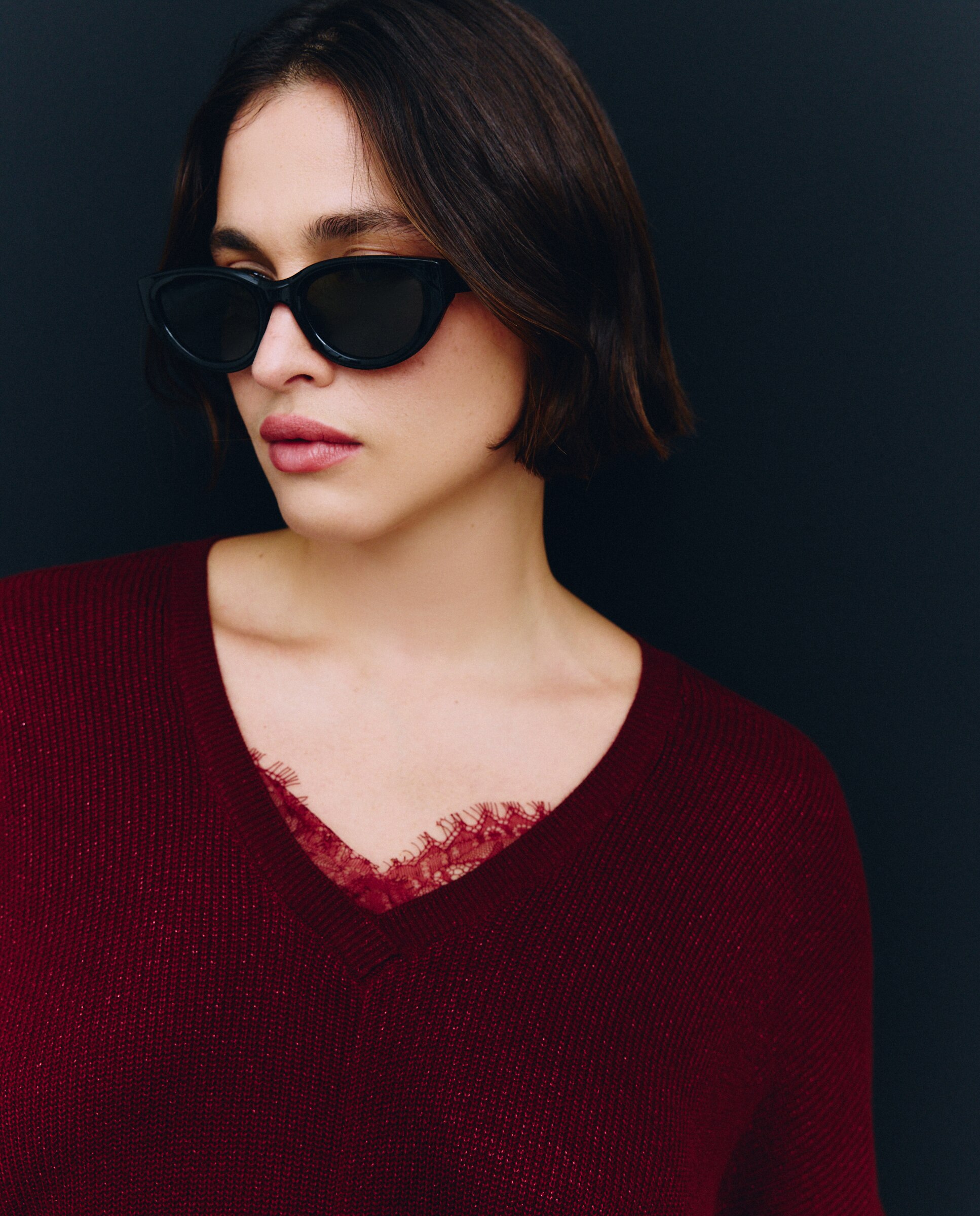 Camisola de Malha Lisa com Decote em Bico Bordeaux-2