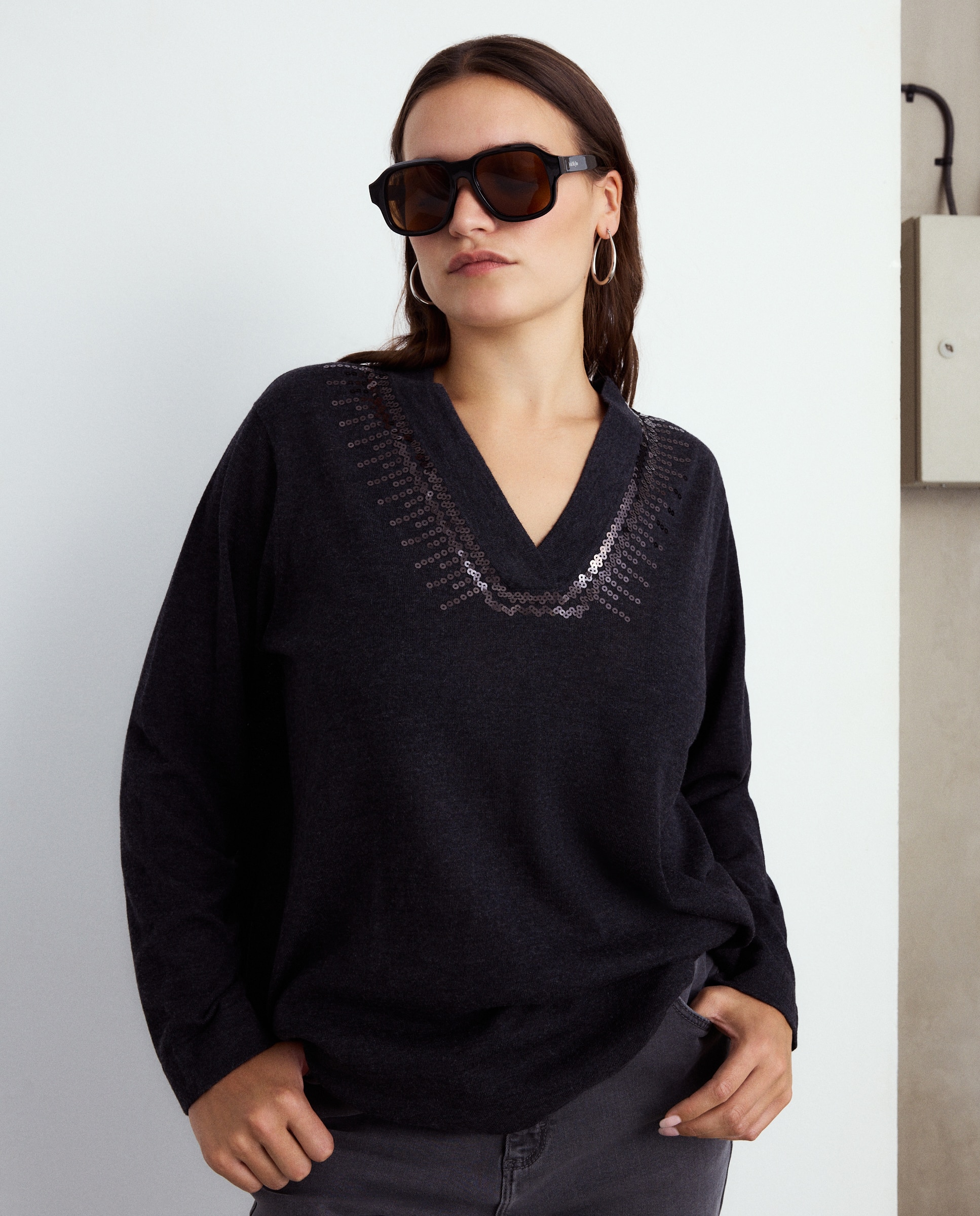 Camisola de Malha Lisa com Decote em Bico 830 Antracite-2