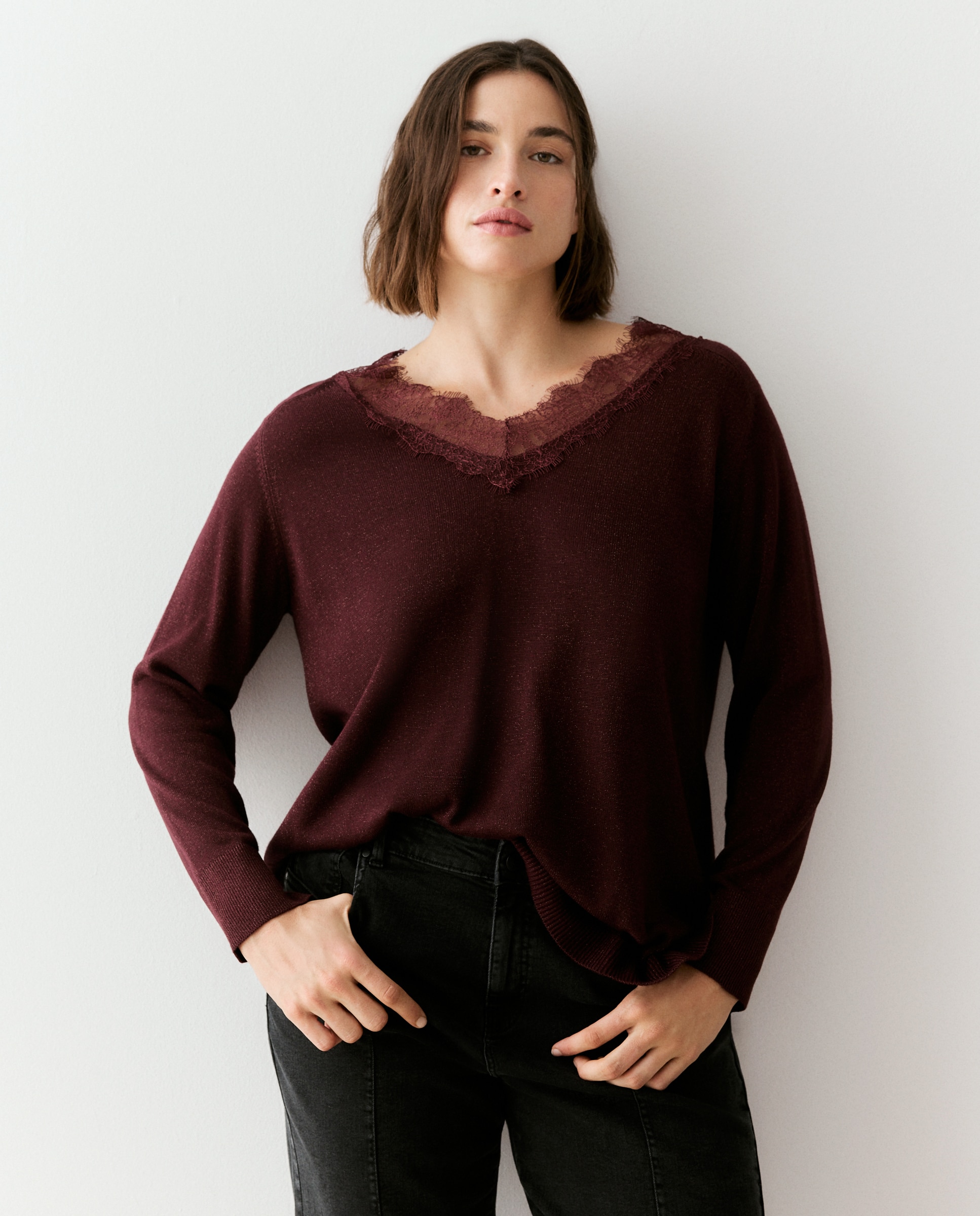 Camisola de Malha com Fio Metalizado e Renda Bordeaux-2
