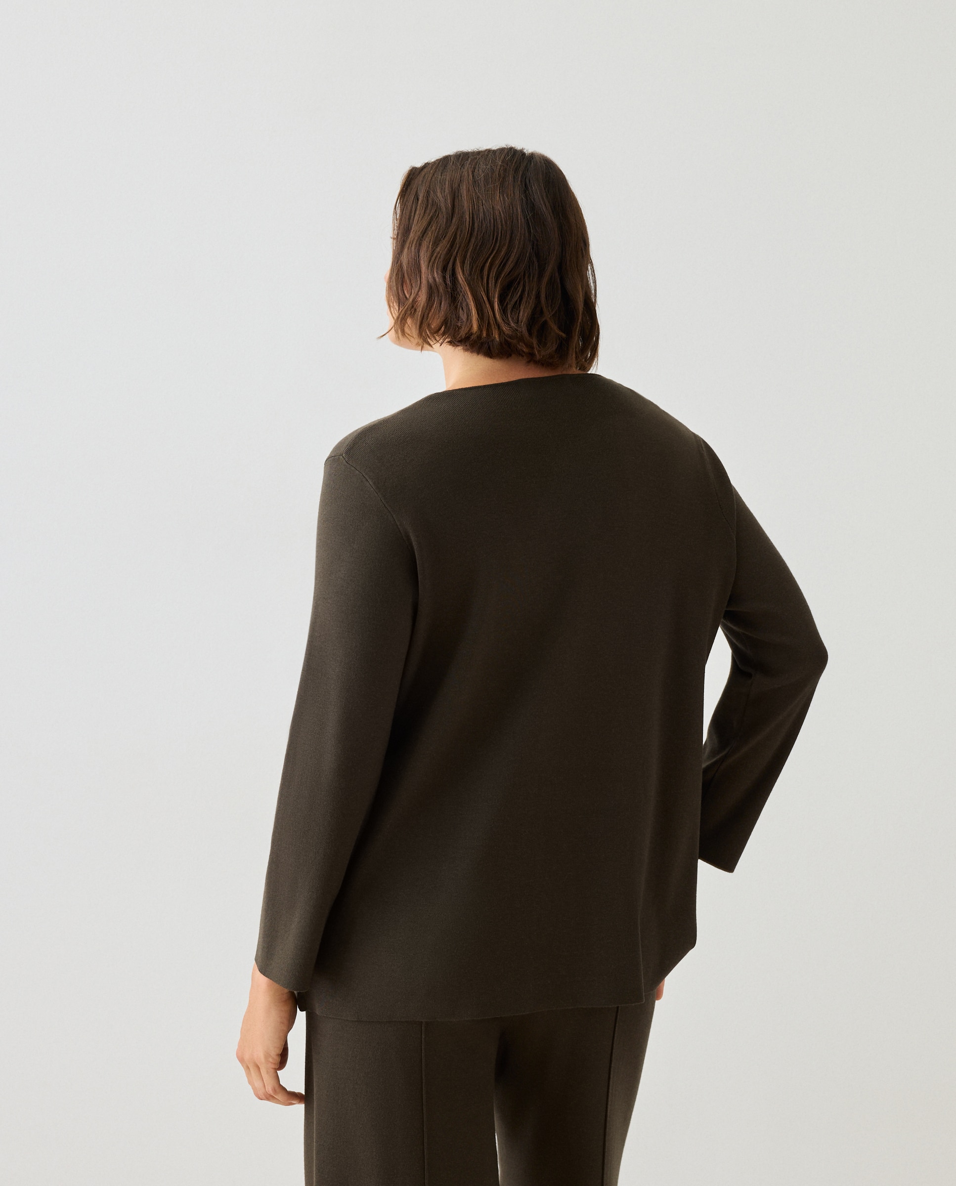 Cardigan com Decote em Bico e Botões 530 Verde Escuro-3