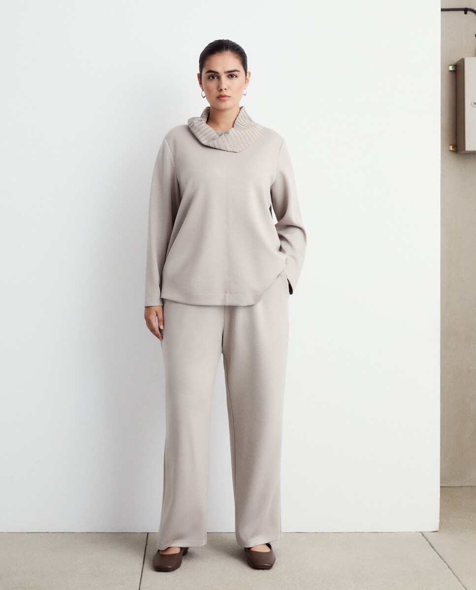 Camisola com Gola Alta 130 Marfim-3