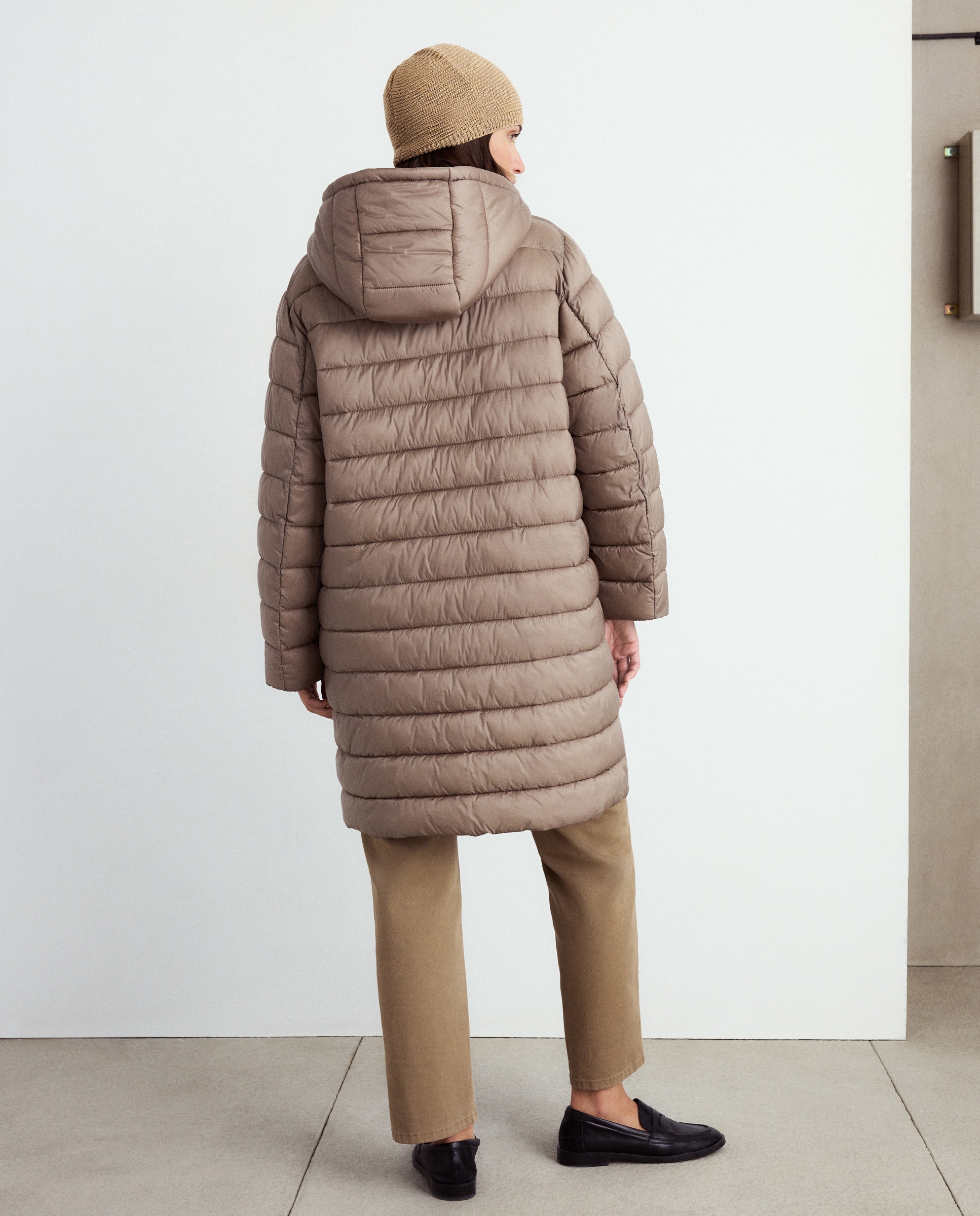 Blusão Acolchoado com Capuz Desmontável Bege-3