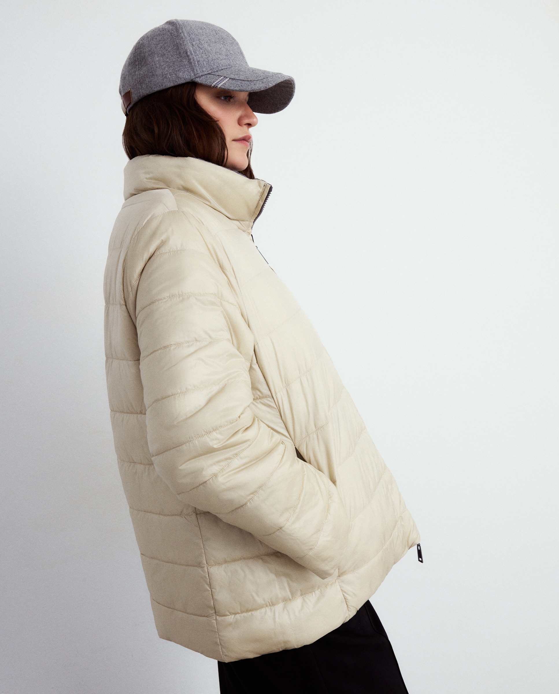 Blusão acolchoado curto reversível de mulher 820 Cinzento Médio-3