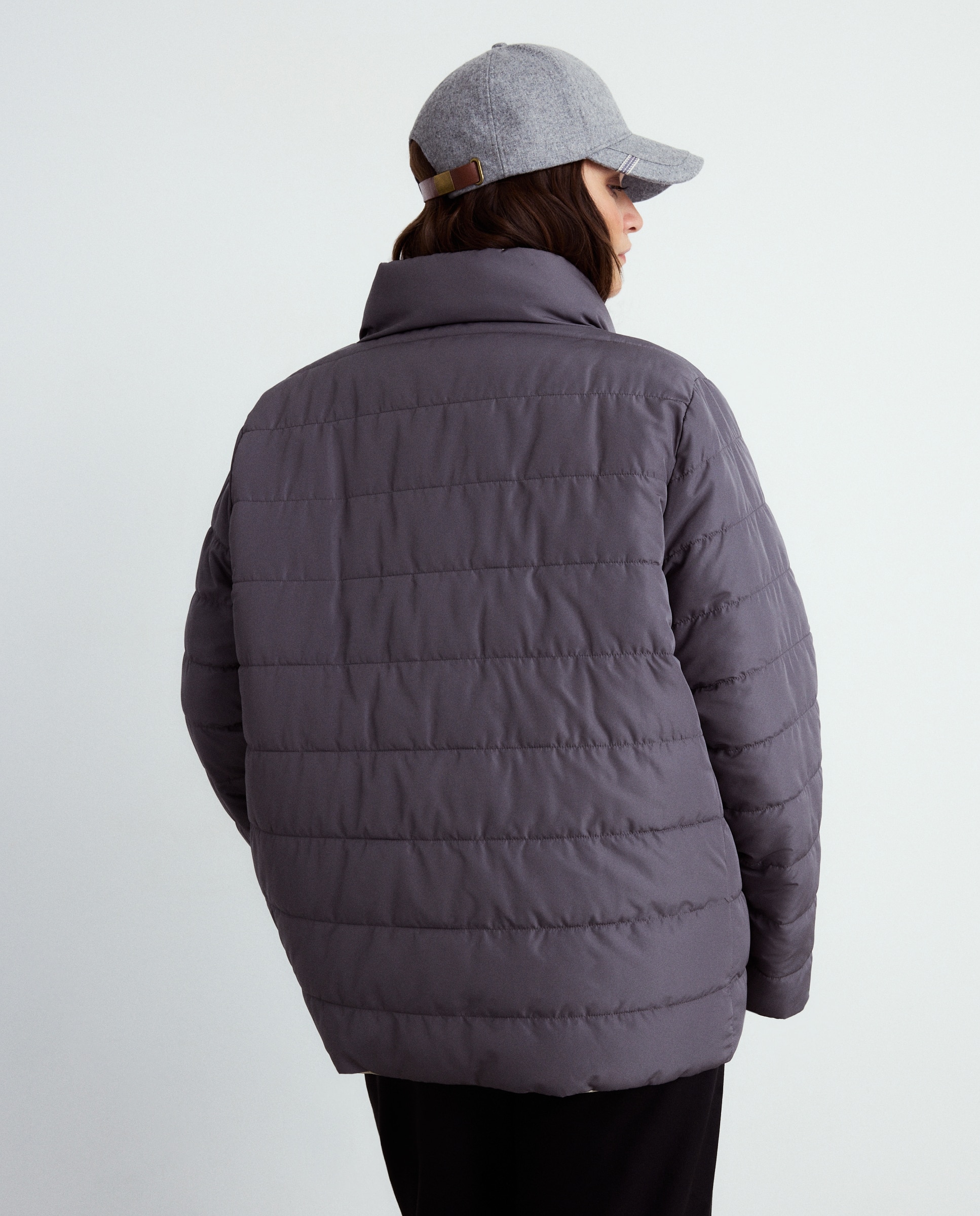 Blusão acolchoado curto reversível de mulher 820 Cinzento Médio-4