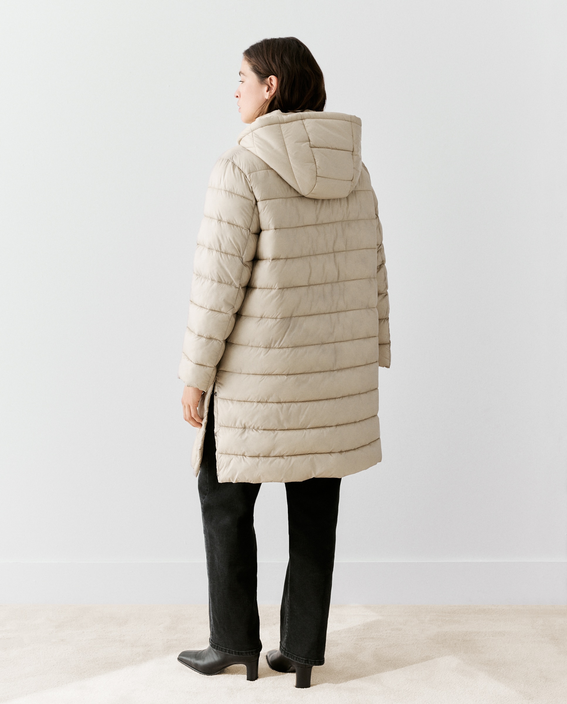 Parka Comprida Acolchoada com Capuz Bege-4